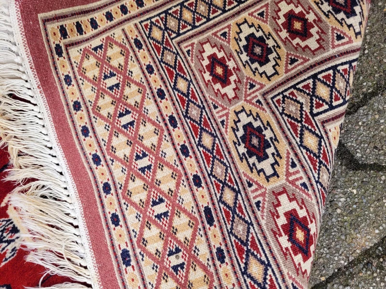 Metà XX secolo Tappeto Uzbek Bukhara vintage fatto a mano 4,2' x 5,9' 1960 - 2K22 in vendita