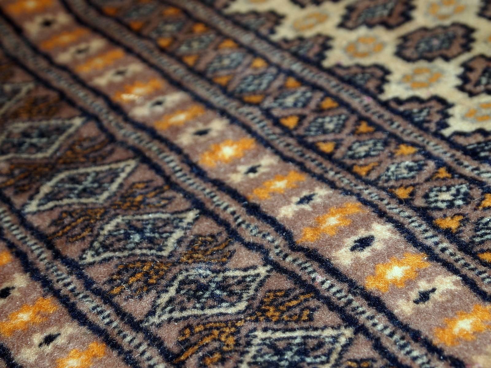 Handmade Vintage Uzbek Bukhara Rug, 1960s 3