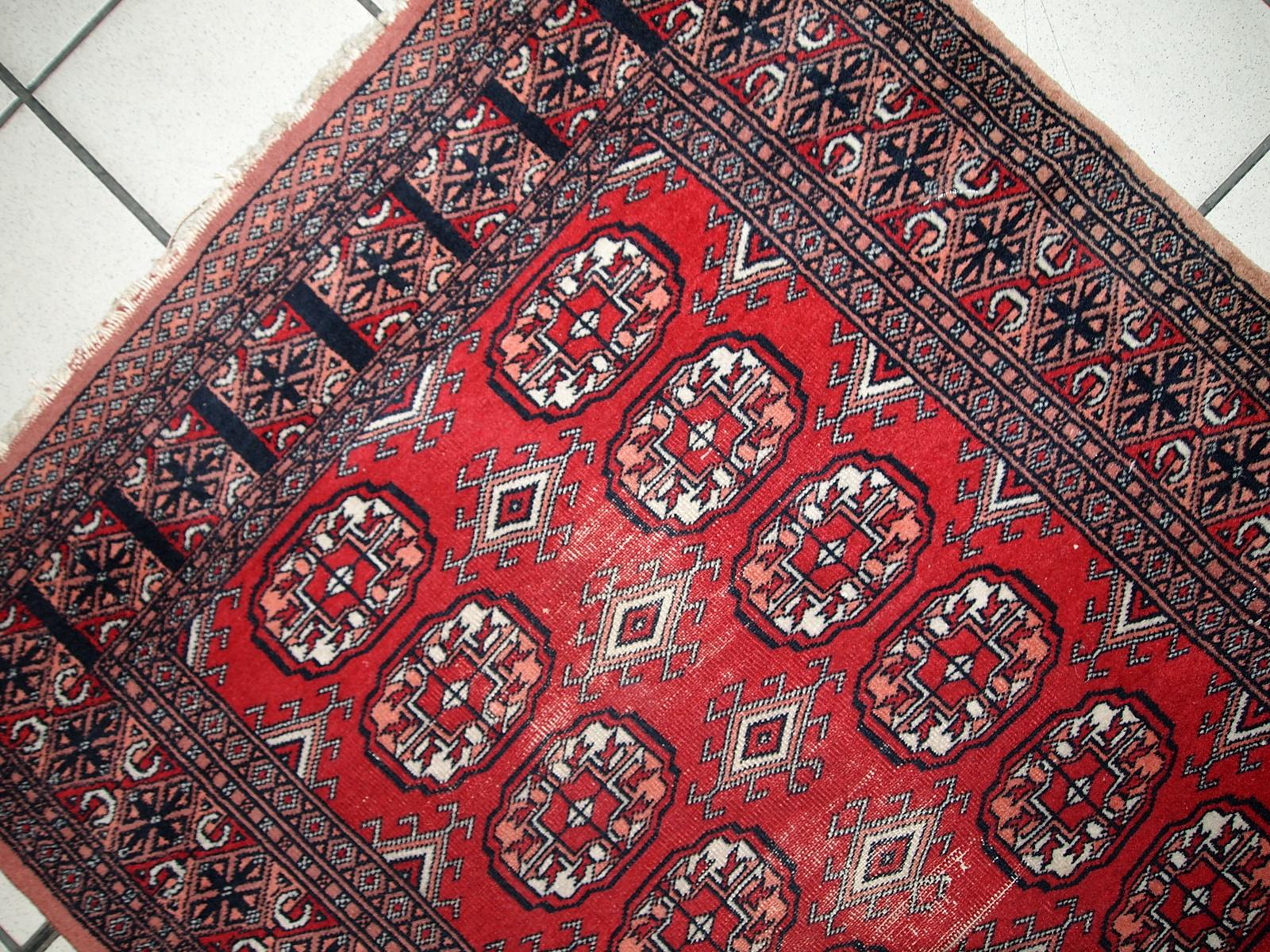 Tapis de couloir Bukhara ouzbek vintage fait à la main, années 1960 - 1C739 Bon état - En vente à Bordeaux, FR