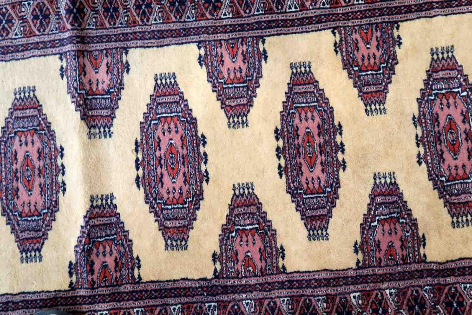 Tapis de couloir Bukhara ouzbek vintage fait à la main, 1970, 1C943 en vente 1