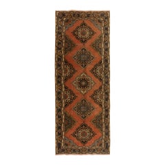 Tapis de couloir en laine vintage fait à la main en rouge, marron et beige 4,5x11,7 Ft pour Corridor