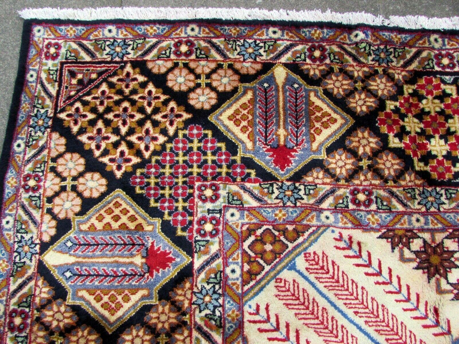 Handmade Vintage Yazd Style Rug, 1970s, 1Q0267 In Good Condition In Bordeaux, FR