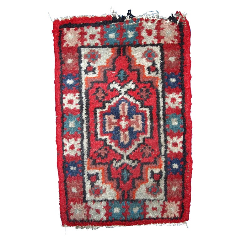 Handmade Vntage Hamadan Style Rug, 1960s, 1C750 For Sale at 1stDibs