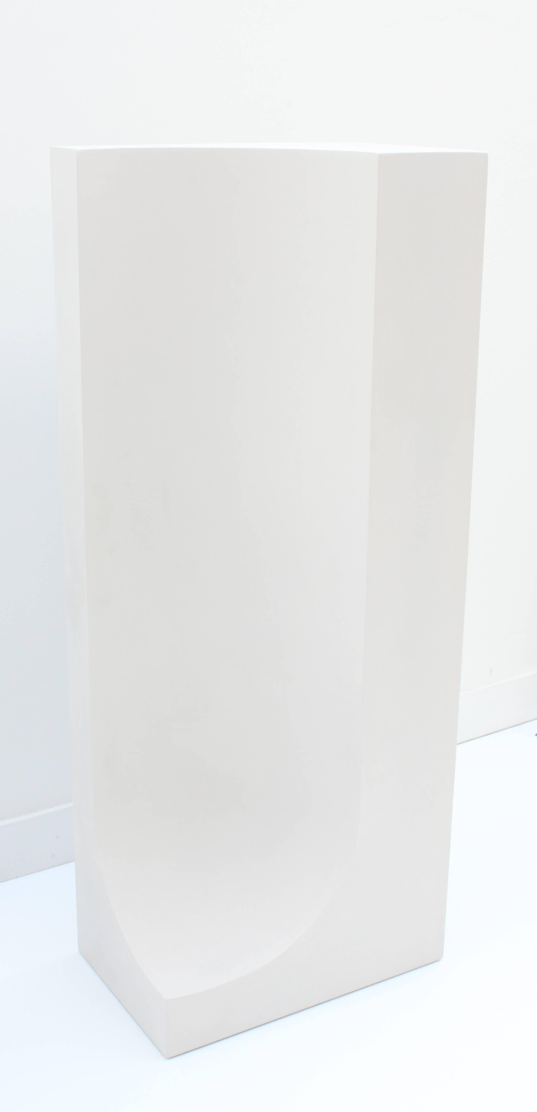 Modern Handmade White Floor Sculpture Cast Hydrostone Contemporary For Sale