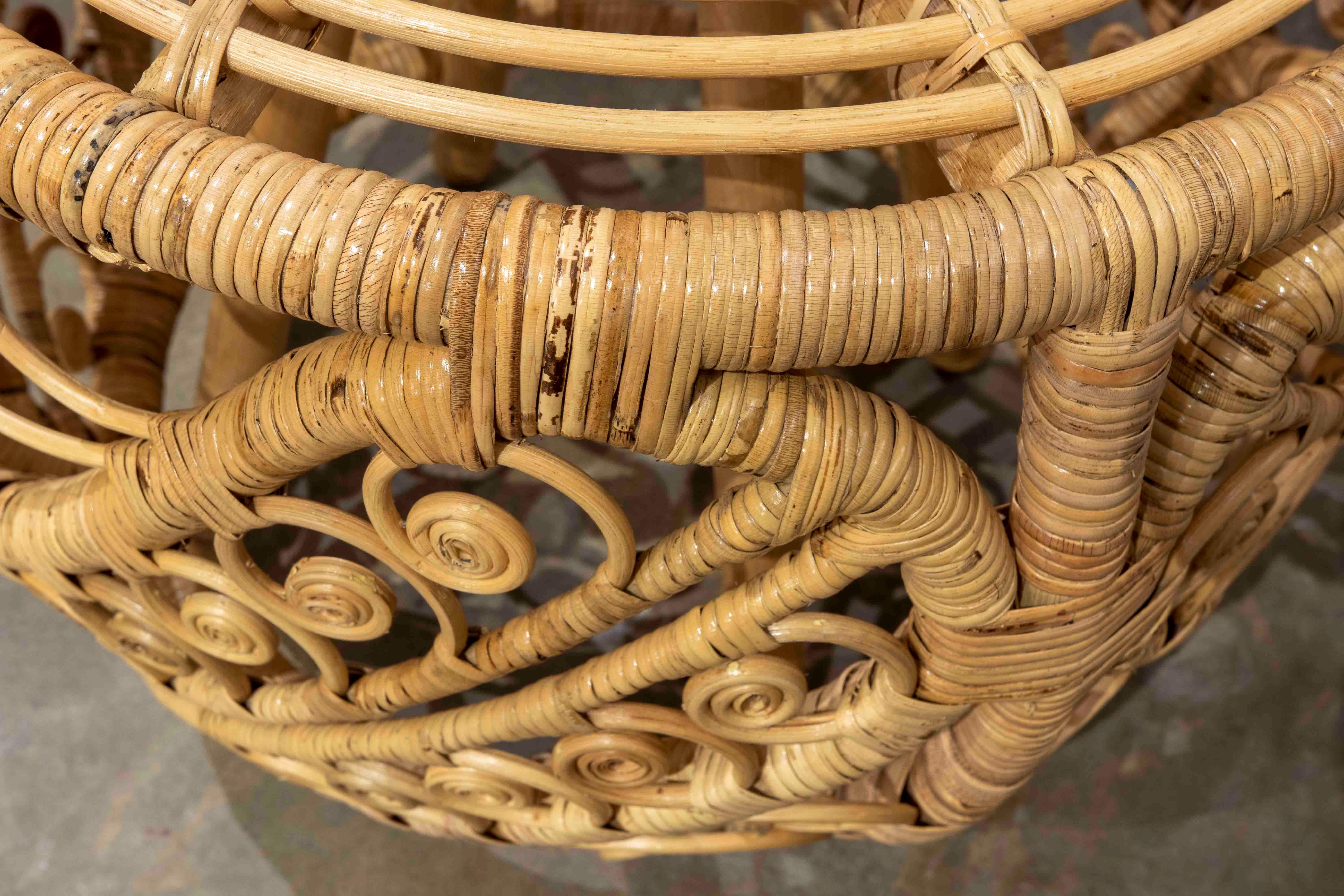 Handmade Wicker and Rattan Stool in Round Shape For Sale 2