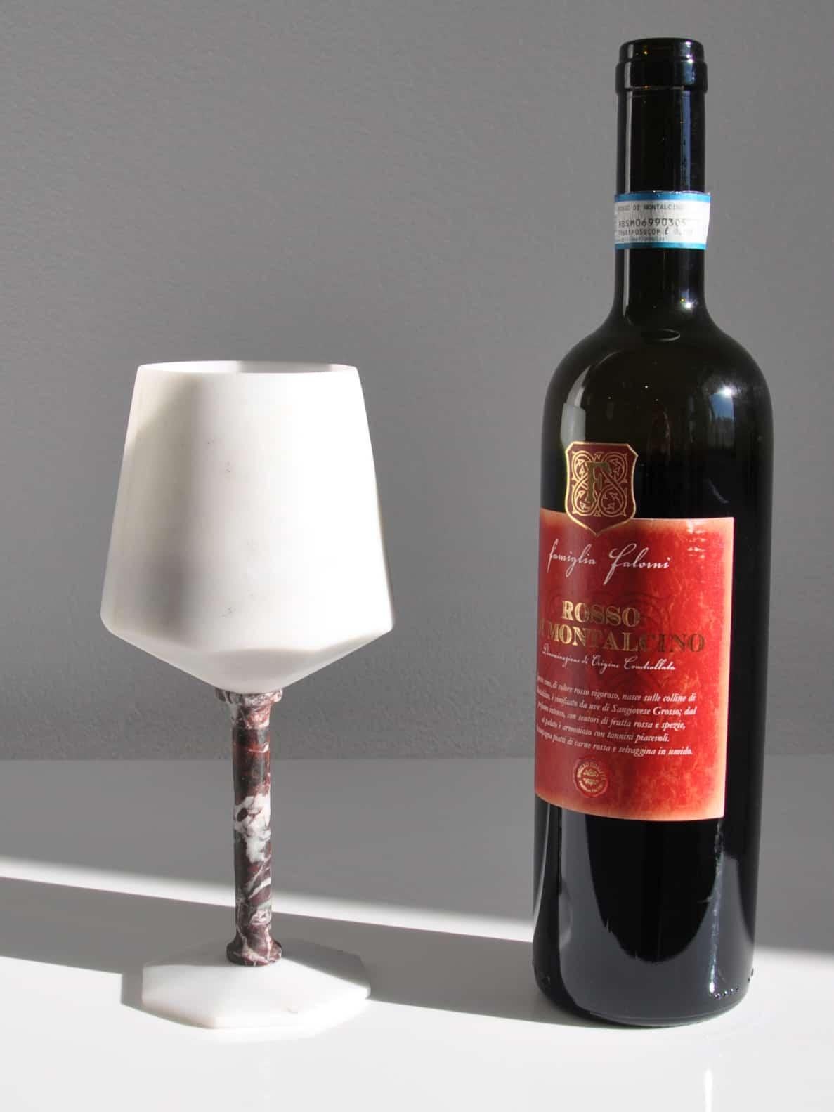 Hand-Crafted Handmade Wine Glass in Satin White Carrara and Red Levanto Marble For Sale