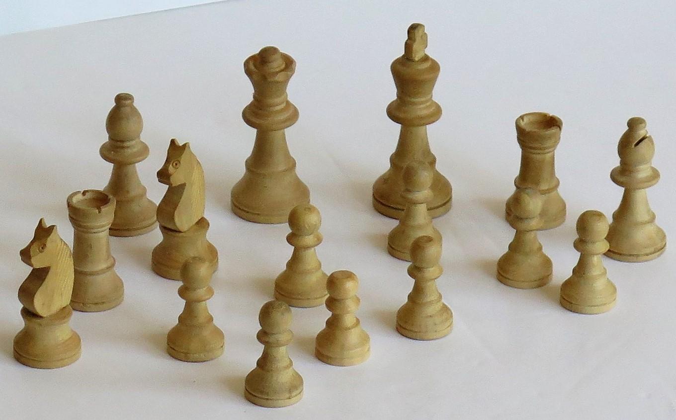 Handmade Wood Complete Chess Set Game in Pine Lidded Box, circa 1930 4