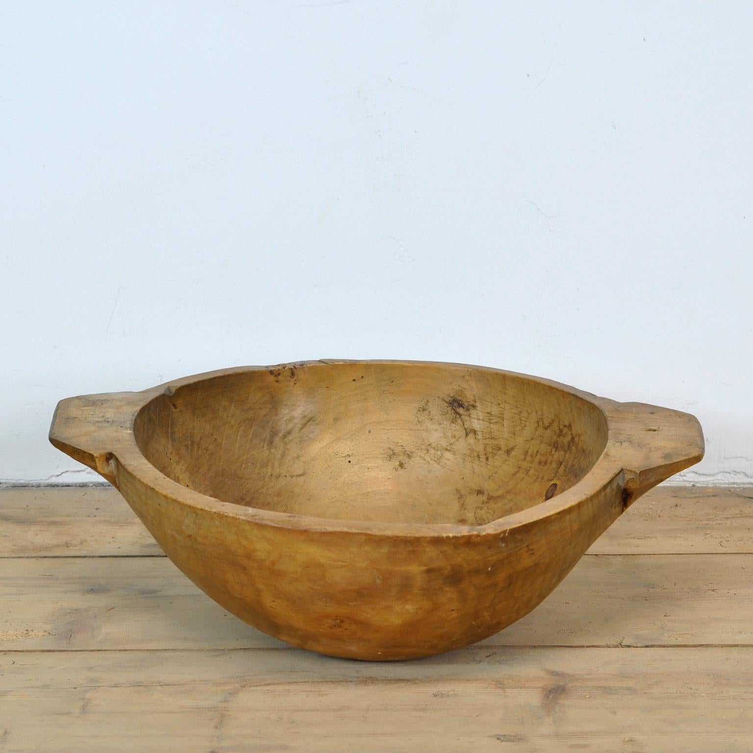 Beautiful hand carved Hungarian dough bowl, circa 1920's. Made of fruitwood.
In good condition.