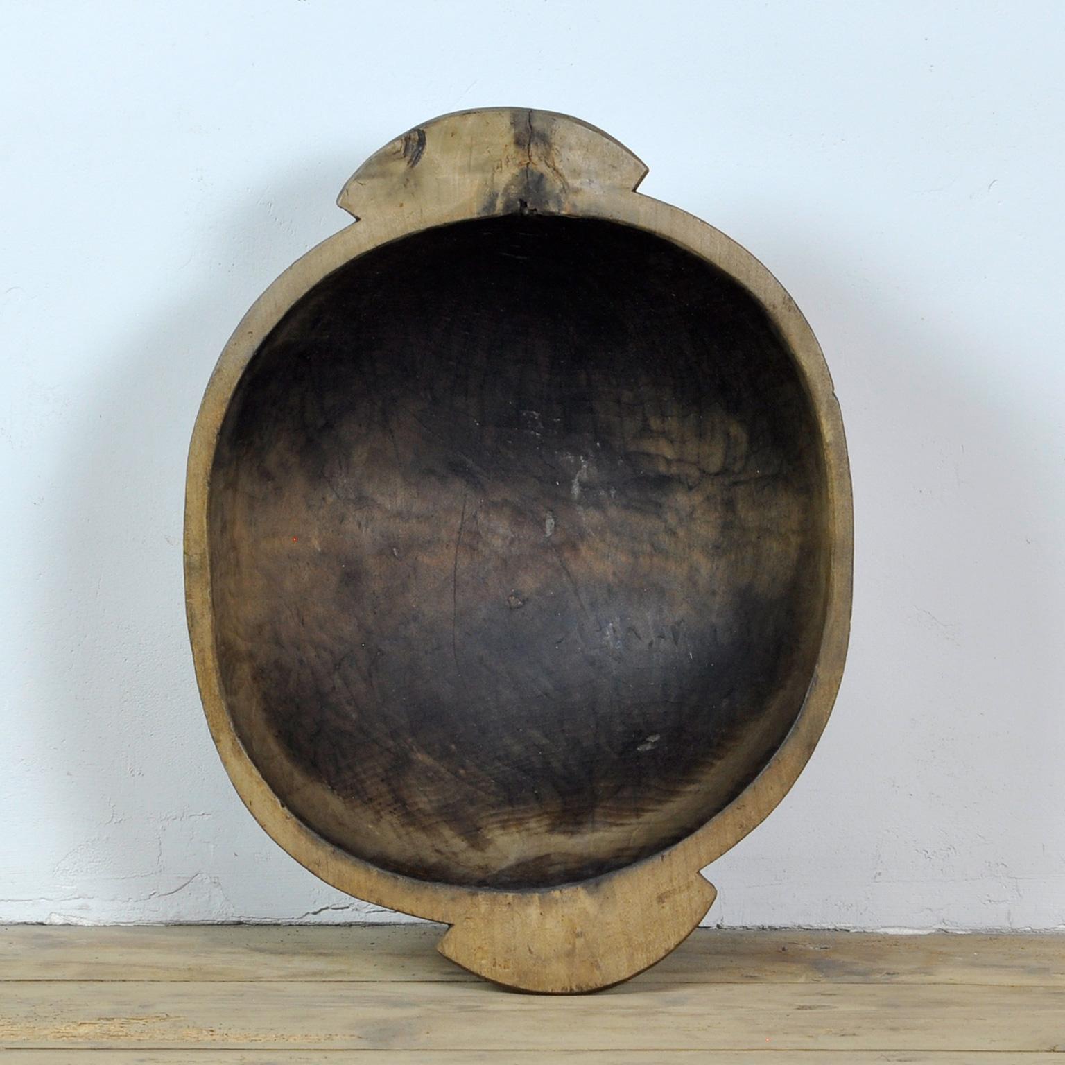 Handmade Wooden Dough Bowl, Early, 1900s In Good Condition In Amsterdam, Noord Holland