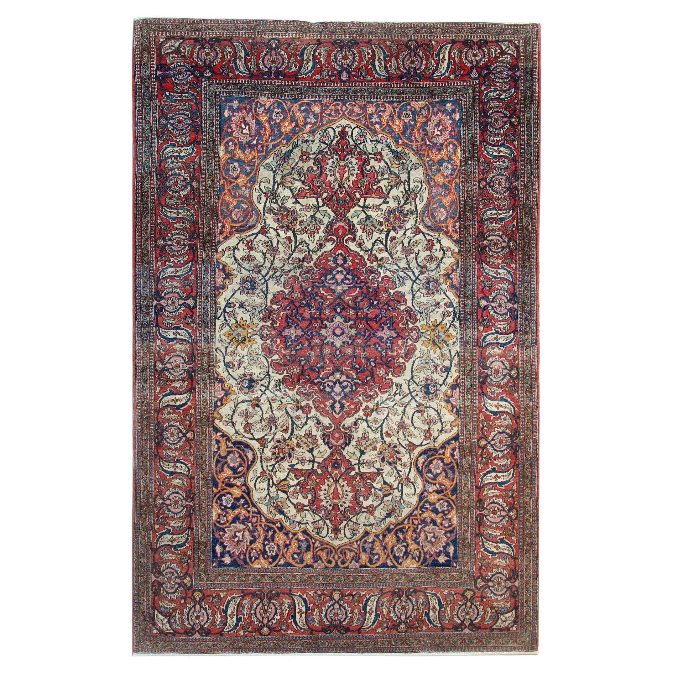 Handgefertigter antiker orientalischer Teppich aus Wolle in Beige, traditioneller Wohnzimmerteppich im Angebot