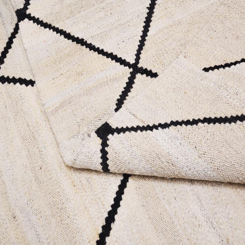 Handmade Wool Kilim. 4.00 X 3.00 M For Sale 1