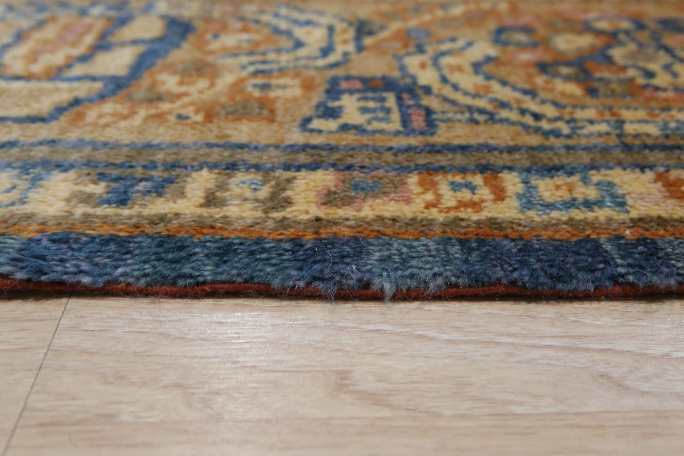 Handmade Wool Oushak Rug, Blue  Luxurious & Elegant Area Rug for Enhancing (Handgeknüpft) im Angebot