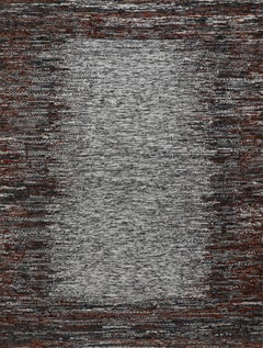 Tapis en laine fait à la main, gris avec des accents rouille et charbon de bois, design moderne texturé