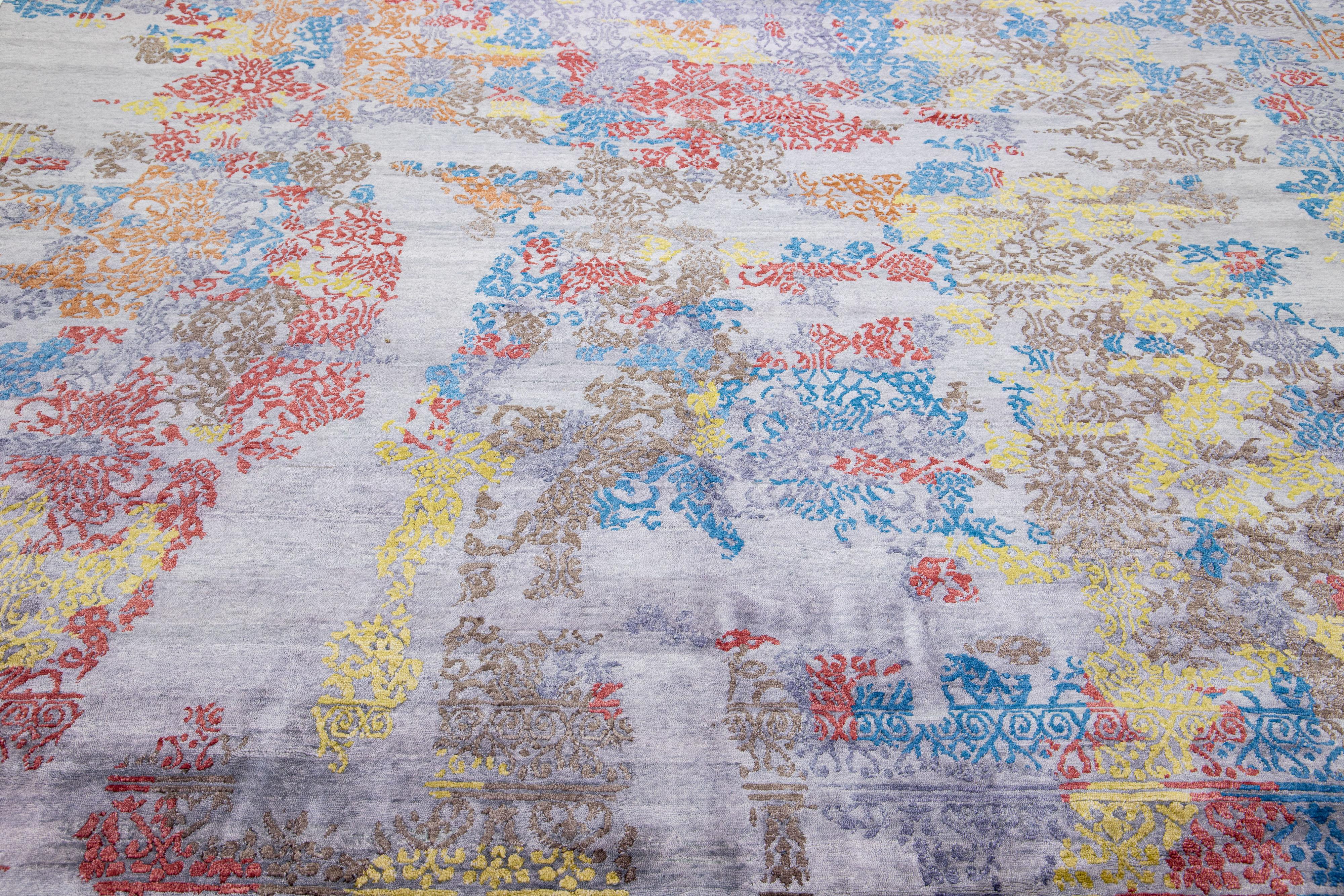 Handgefertigter Teppich aus Wolle und Seide mit mehrfarbigem, abstraktem Design im Zustand „Neu“ im Angebot in Norwalk, CT