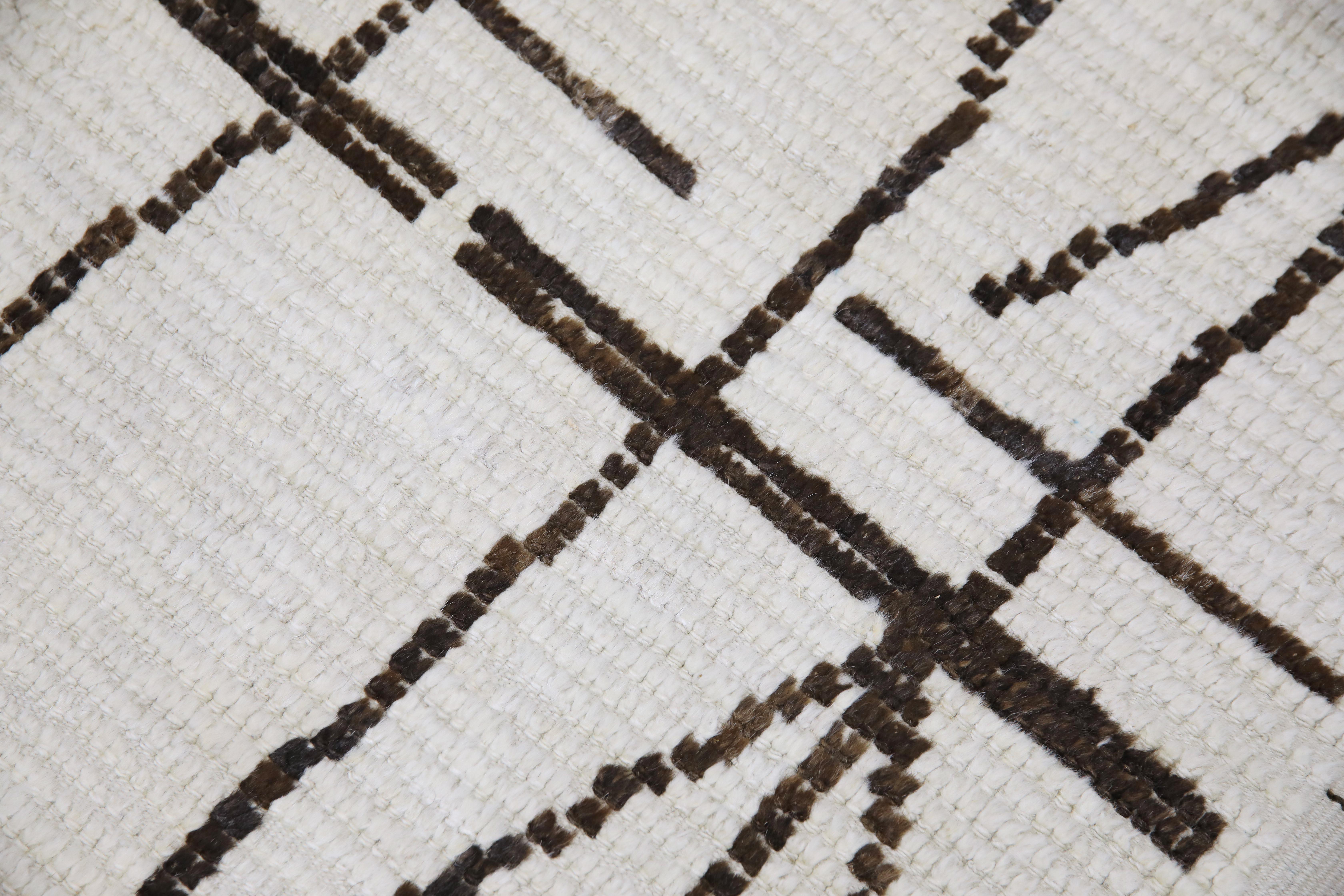 Hand-Woven  Handmade Wool Tulu Rug in Geometric Design 2'8