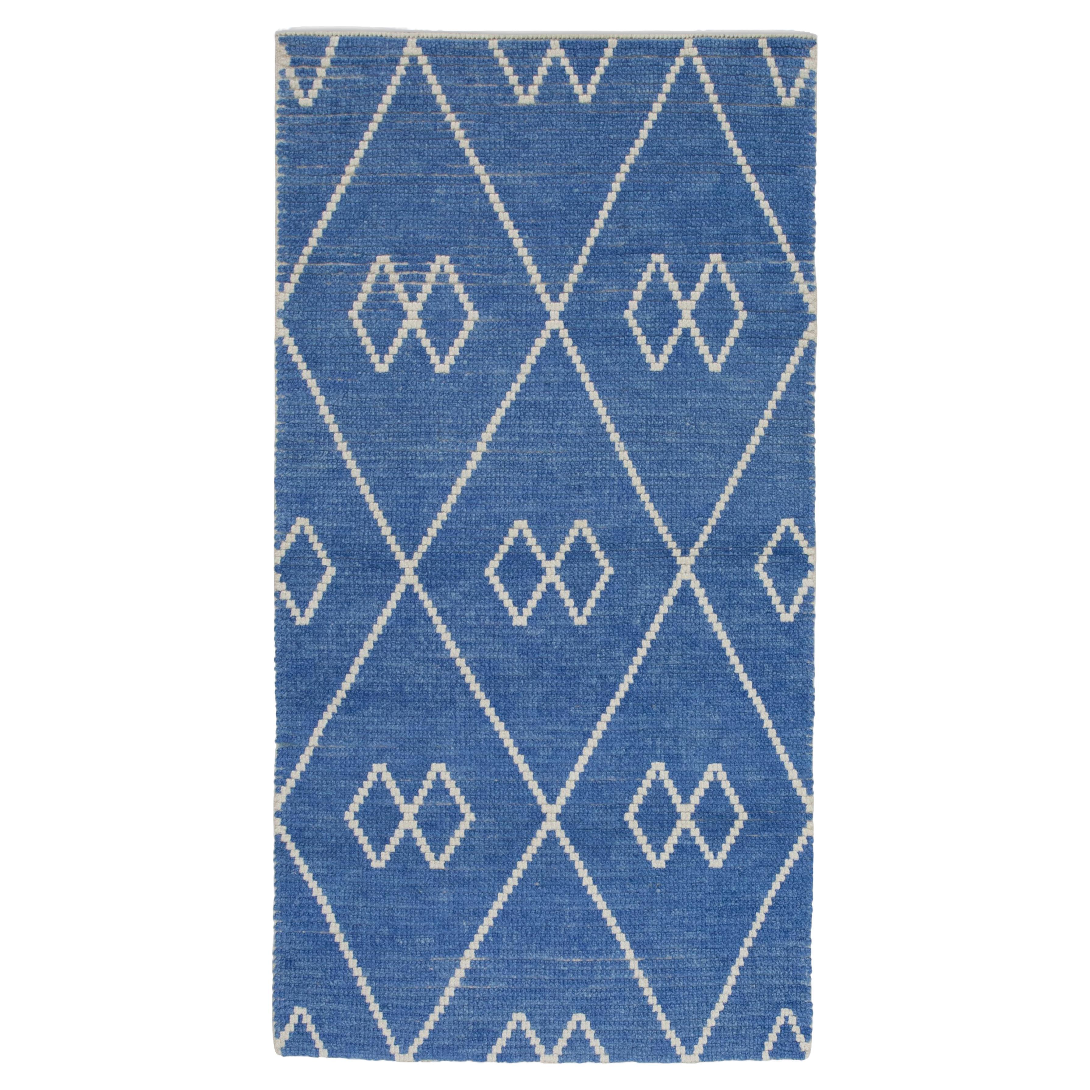  Handmade Wool Tulu Rug in Geometric Design 2'8" x 4'11" For Sale