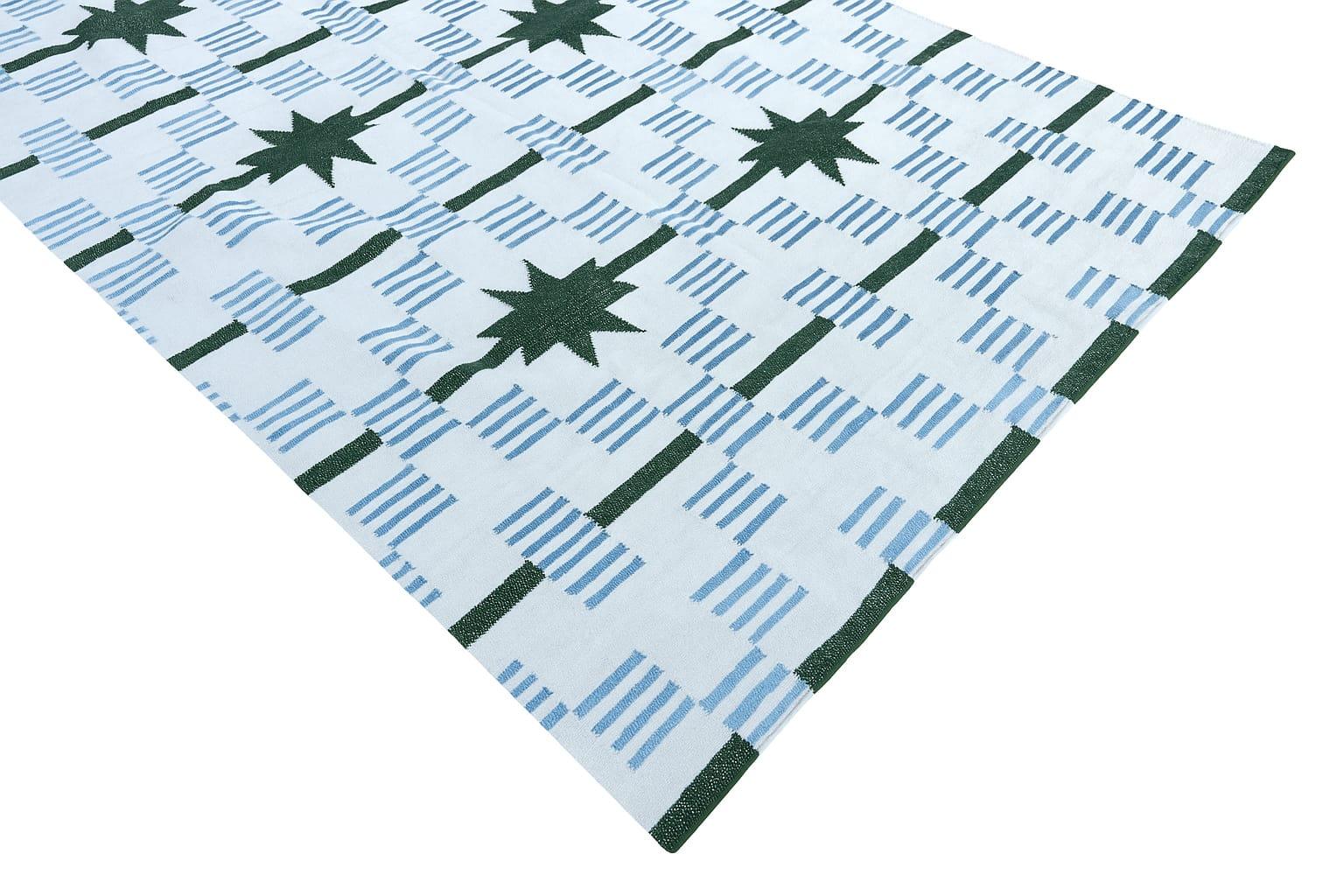 Indien Tapis de sol en laine tissé à plat, 5x8 blanc, vert Star Dash Indian Dhurrie en vente