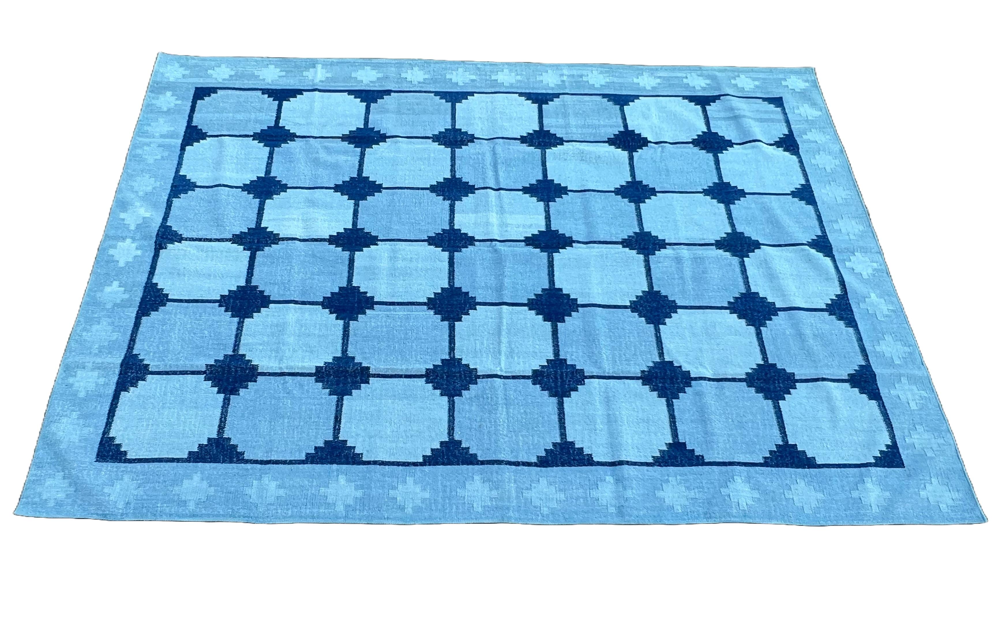 Tapis de sol en laine tissé à plat, 8x1 carreaux bleu ciel et bleu denim Swedish Dhurrie en vente 2