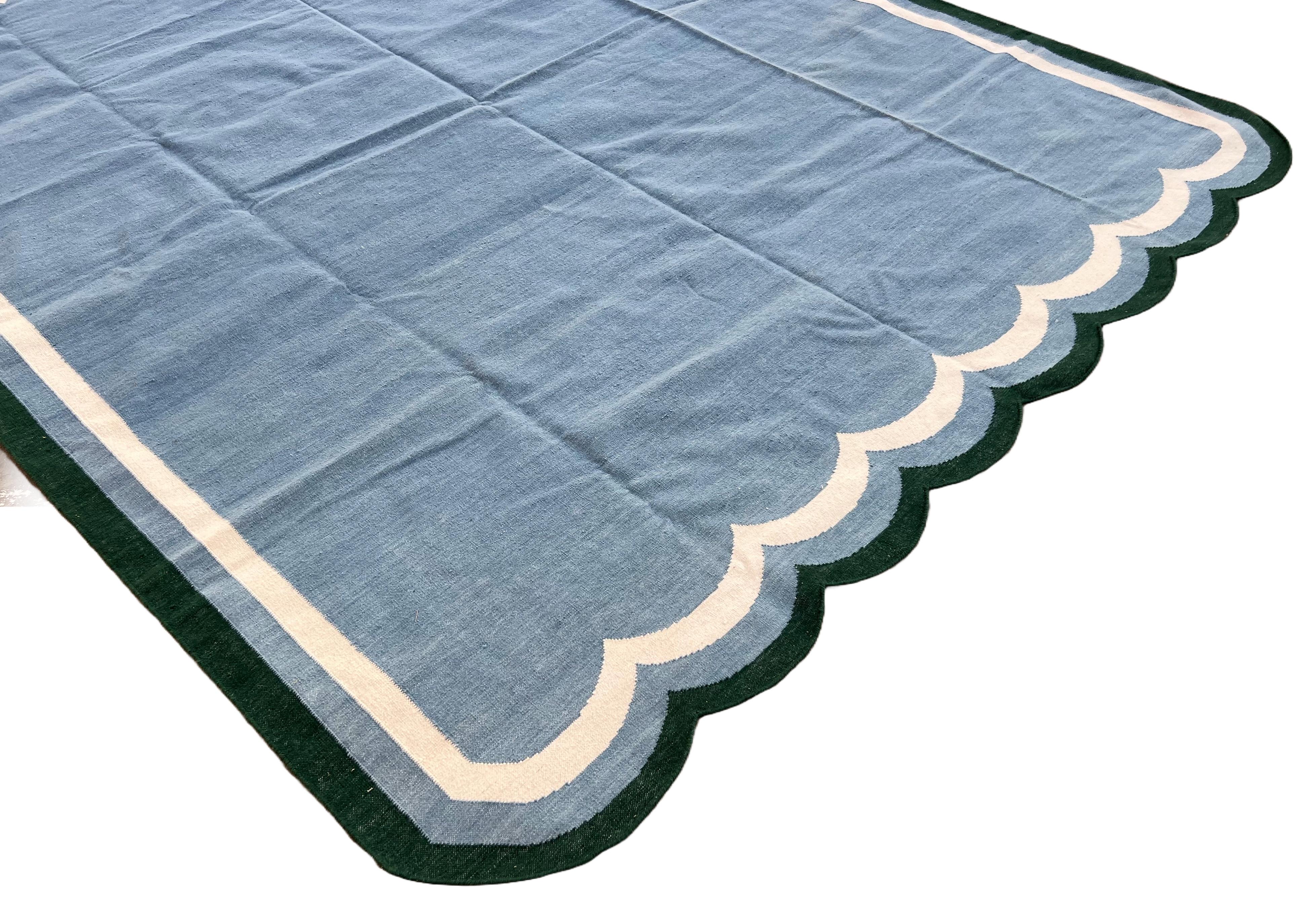 Handmade Woolen Area Flat Weave Rug, 8x10 Blue And Green Scallop Indian Dhurrie For Sale 4