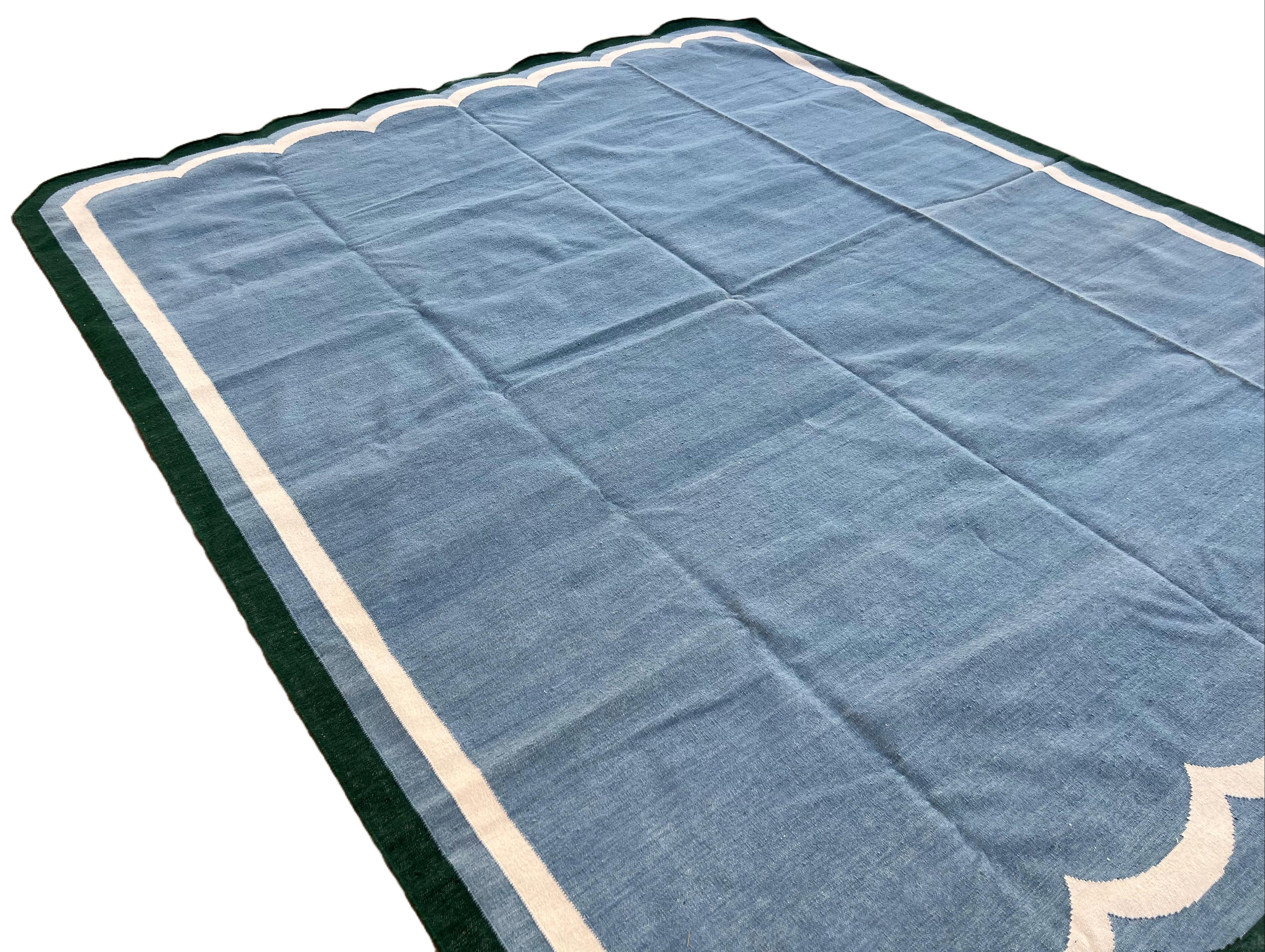 Handmade Woolen Area Flat Weave Rug, 8x10 Blue And Green Scallop Indian Dhurrie For Sale 3