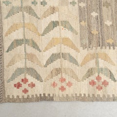 Handmade Wooven Wool Moroccan Rug