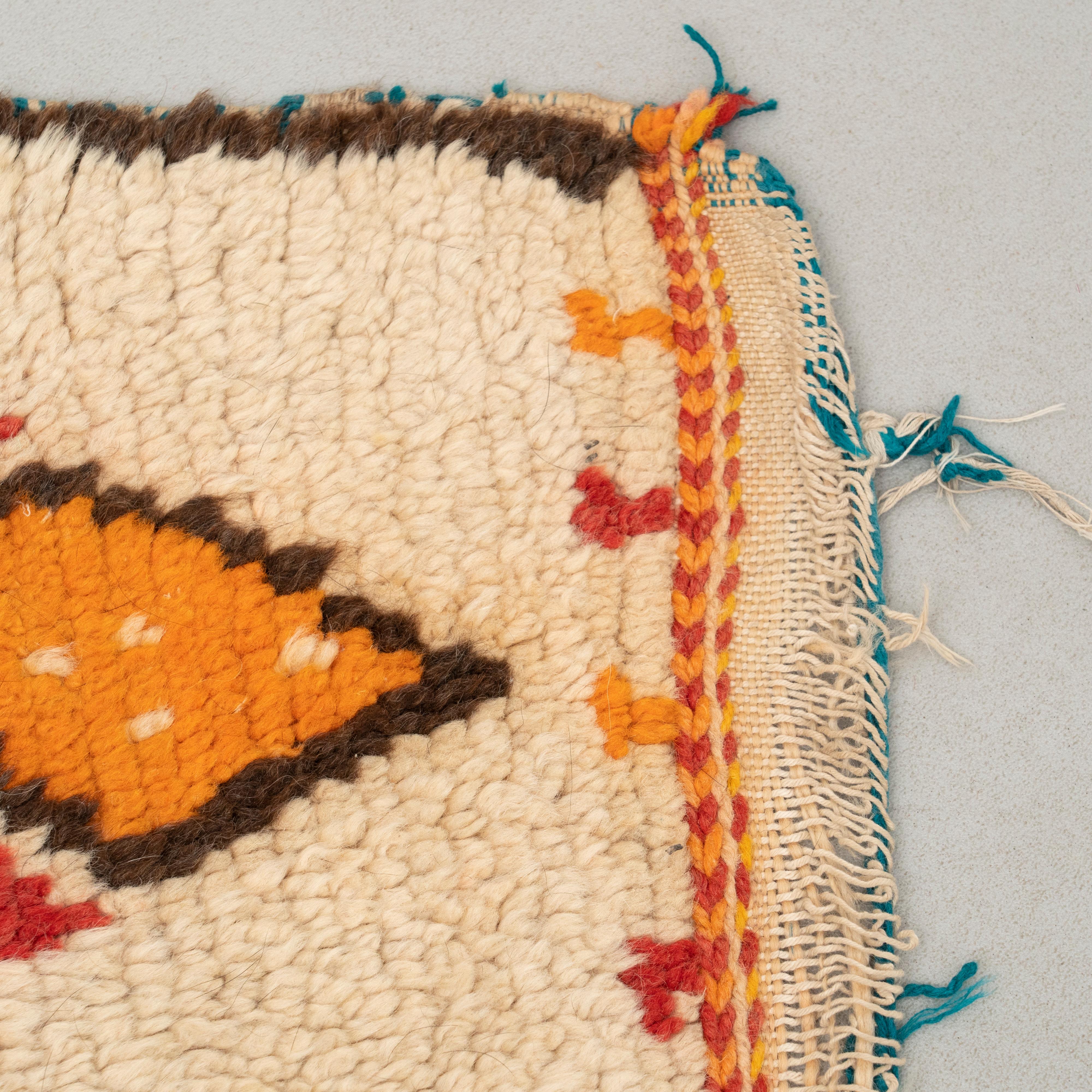 Handmade Wooven Wool Moroccan Rug For Sale 3
