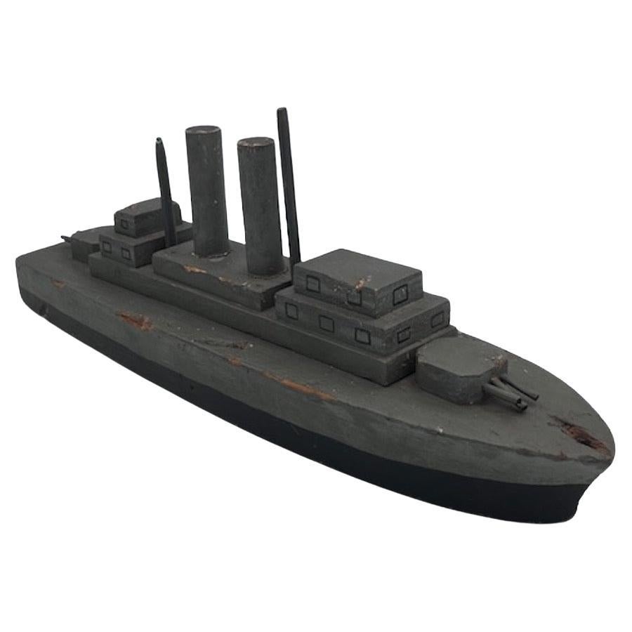 Handgemachtes WWII Era Folk Art Battleship Kinderspielzeug
