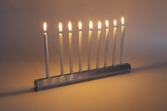 Menorah moderne en aluminium faite à la main et sans déchets