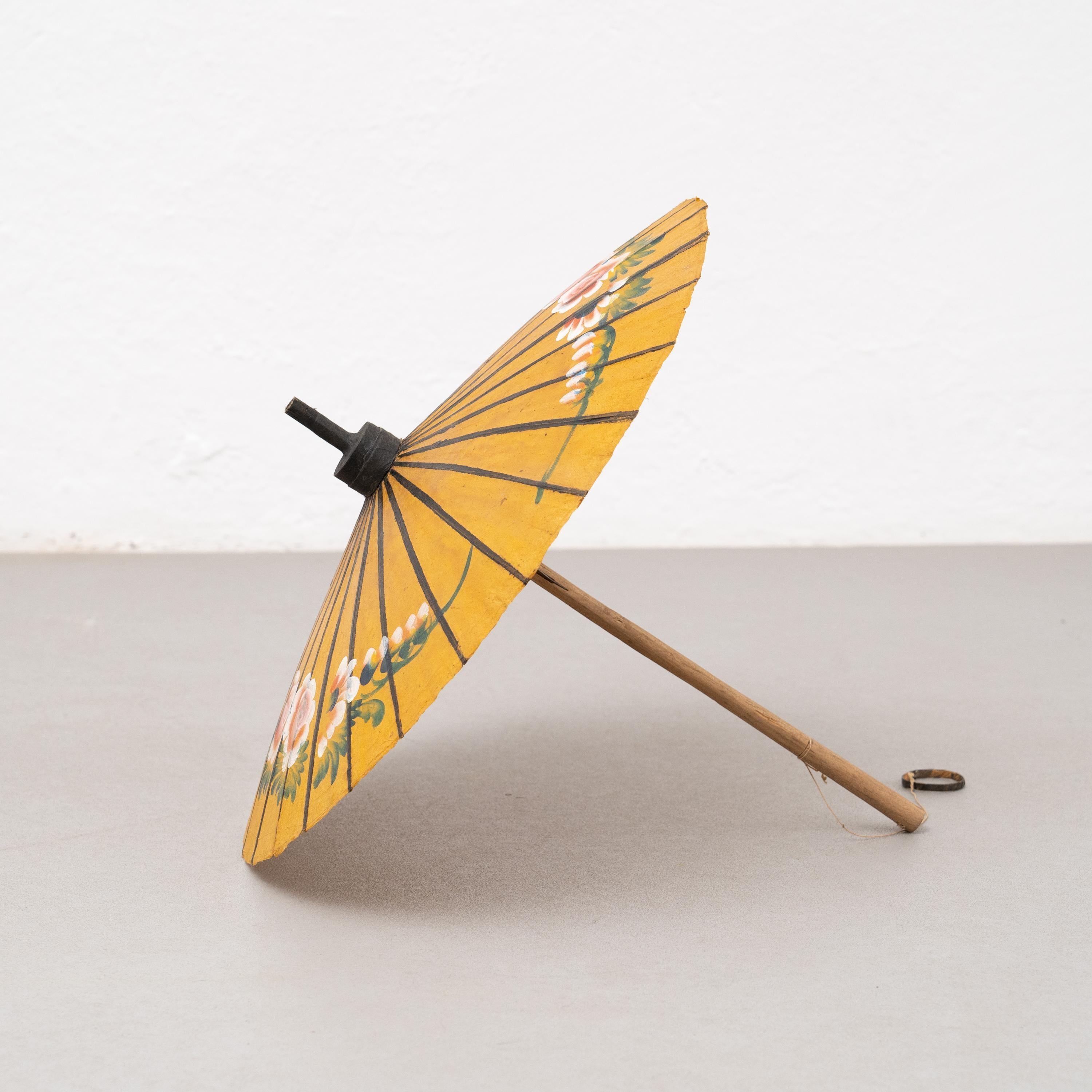 Handbemalter Bamboo Umbrella, um 1950 (Mitte des 20. Jahrhunderts) im Angebot