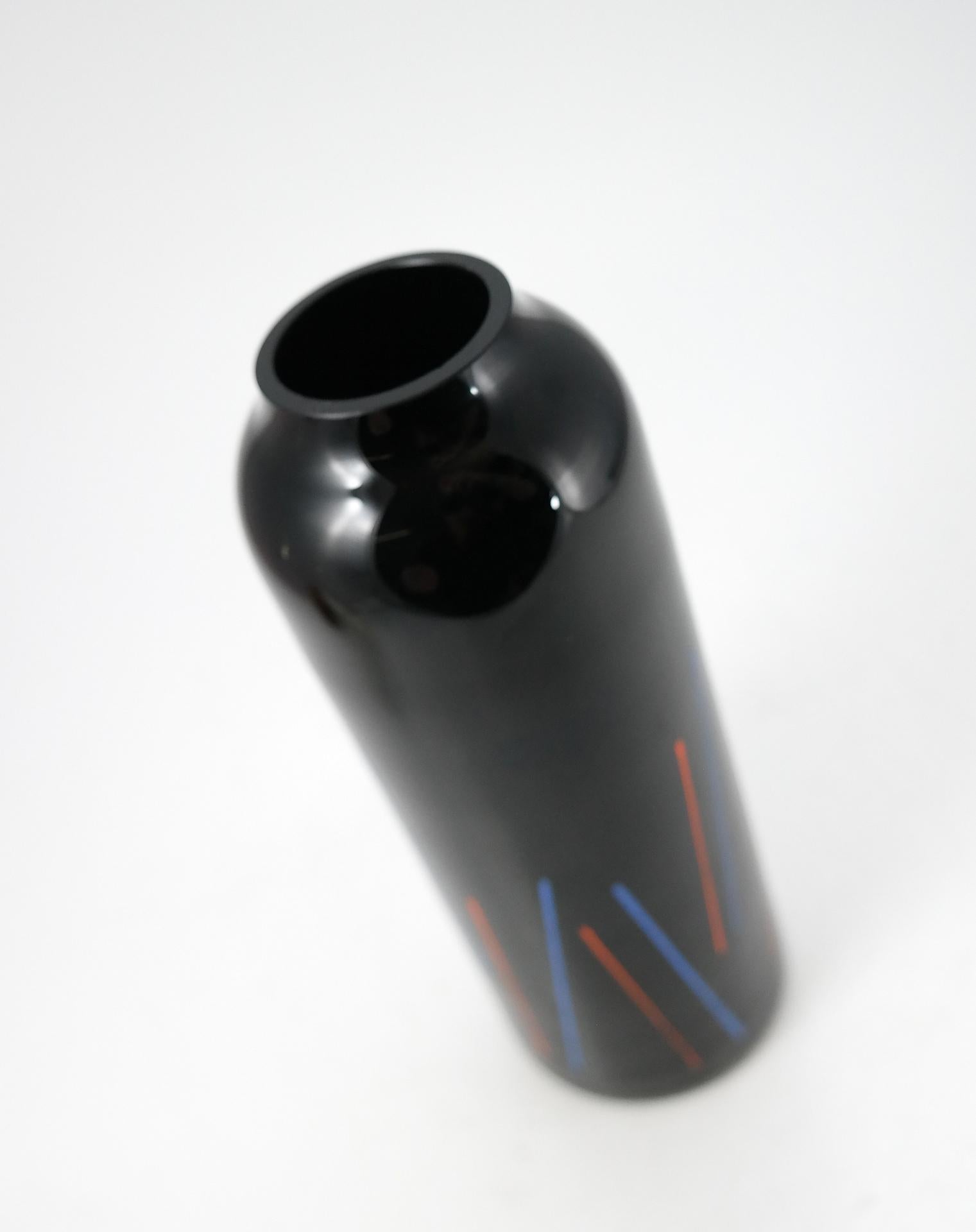 Black glass designer vase by Marcela Vosmikova for Crystalex, Novy Bor, in 1988. For Sale 2