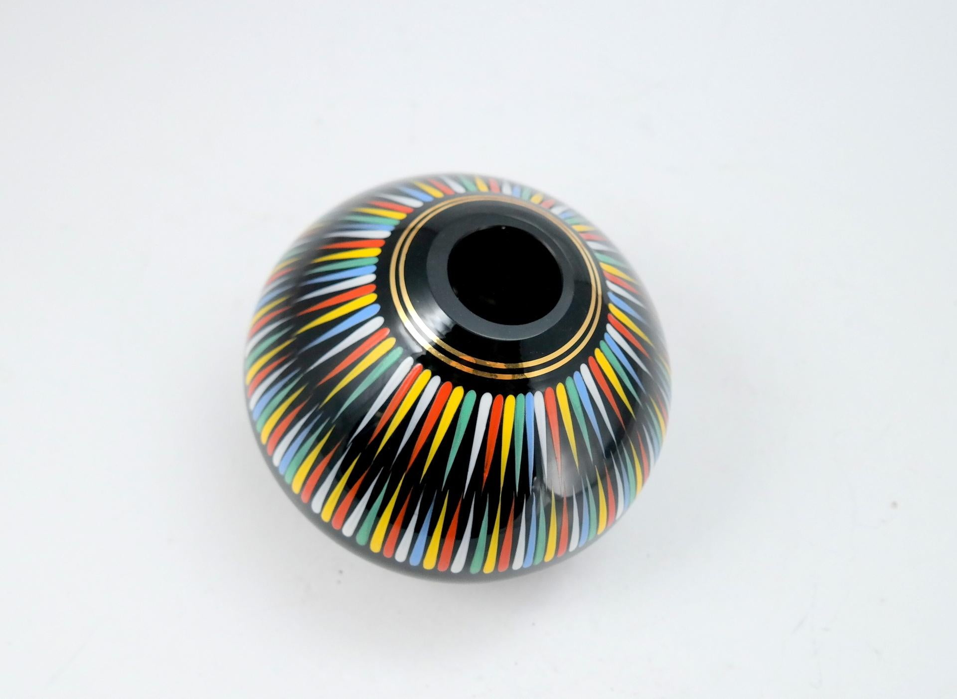German Mid-Century Colorful Glass Vase by VEB Kunstglas Arnstadt, 1960s For Sale