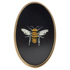 Bandeja de Hierro Decorativa Pintada a Mano - Abeja Negra