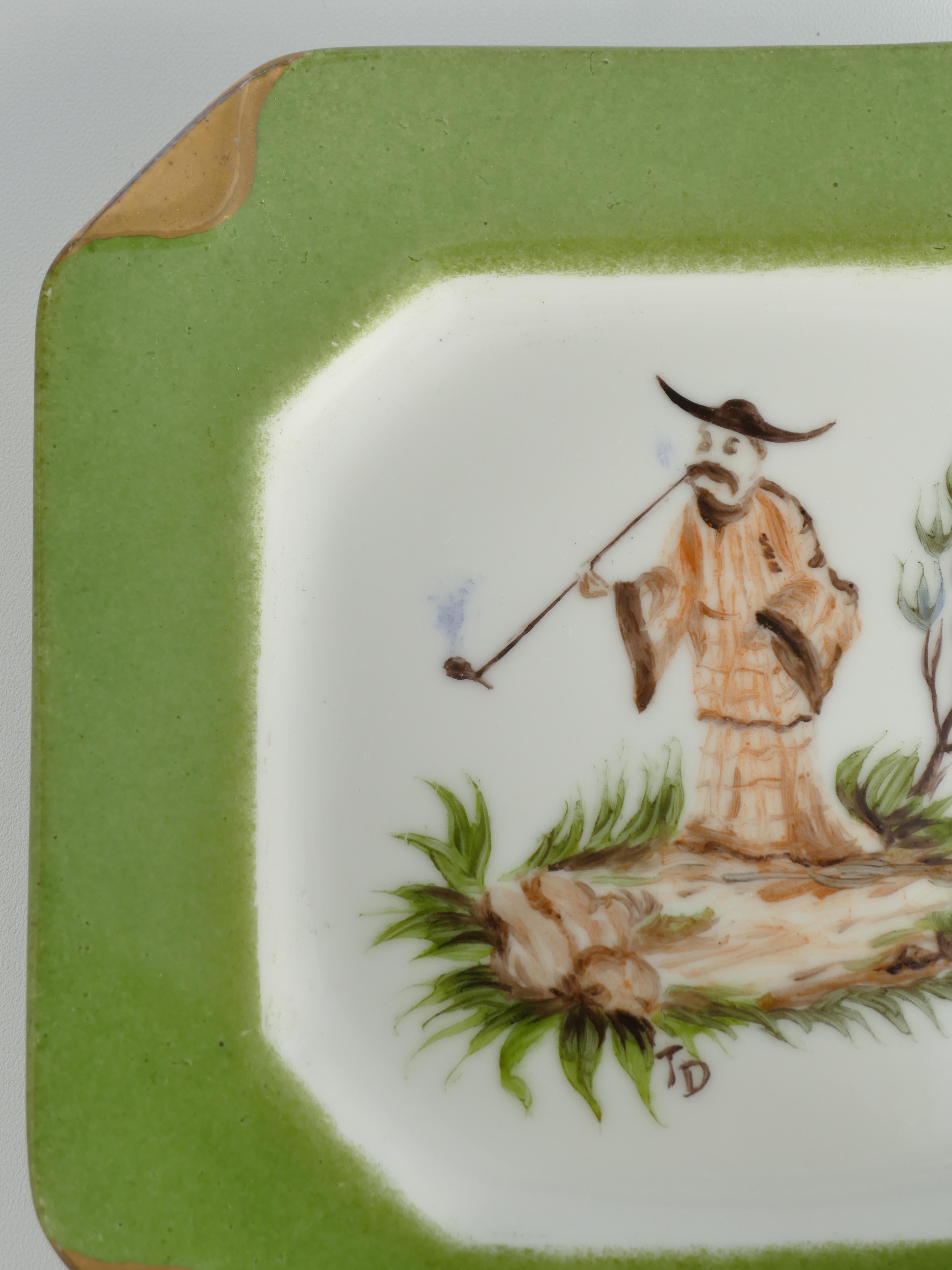 Cenicero de Porcelana Verde y Dorada Pintado a Mano con Motivo Chinoiserie para Fumar Pintado a mano en venta