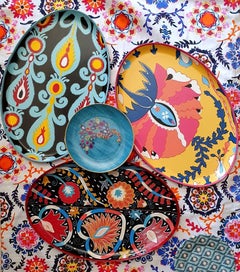 Handbemaltes Ikat-Eisentablett aus Ikat – türkisfarbene Blume