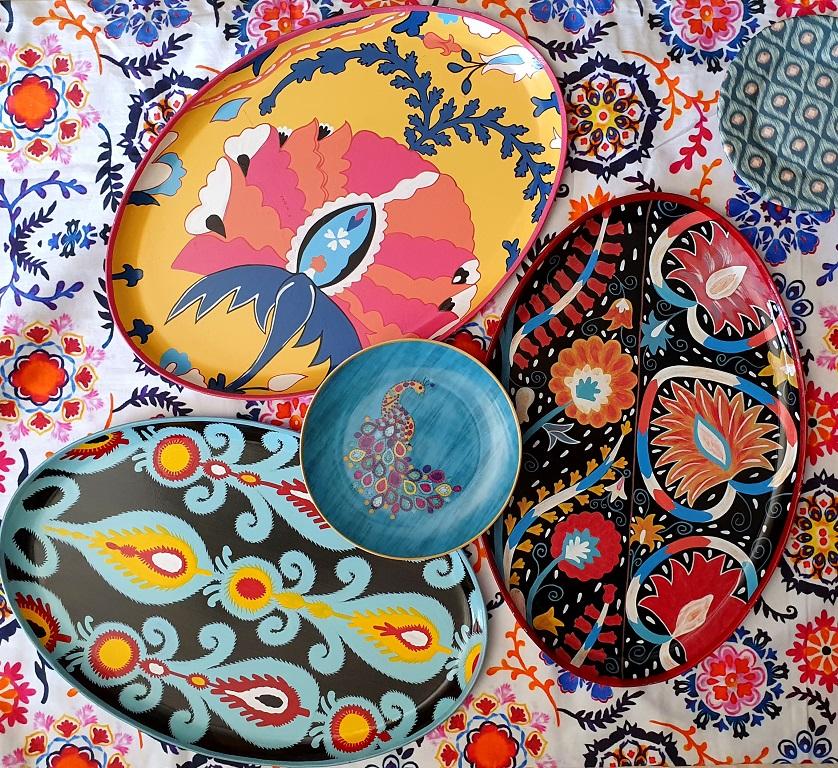 Handbemaltes Ikat-Eisentablett aus Ikat – türkisfarbene Blume im Zustand „Neu“ im Angebot in ROCCAVIVARA CB, IT