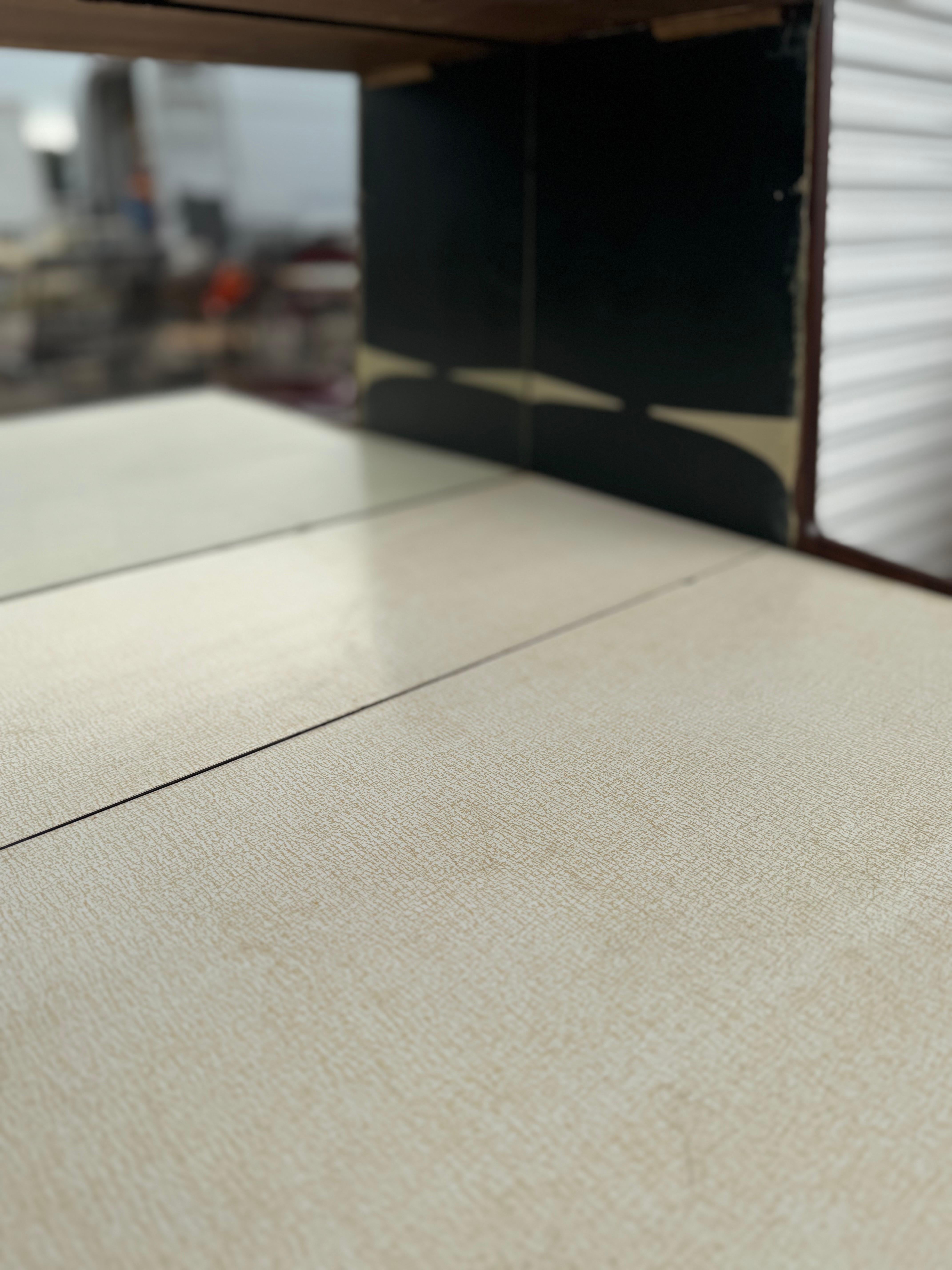 Barra seca Turnidge of London de palisandro pintada a mano Moderno de mediados de siglo en venta