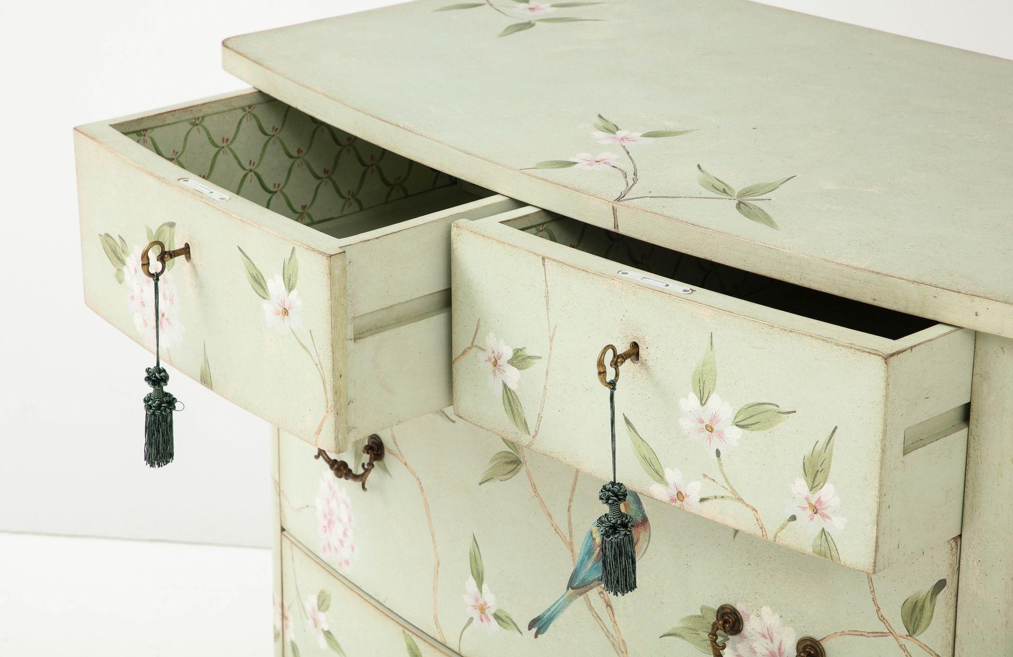 Handpatined Italian Chest of Drawers, 21st C. For Sale 11