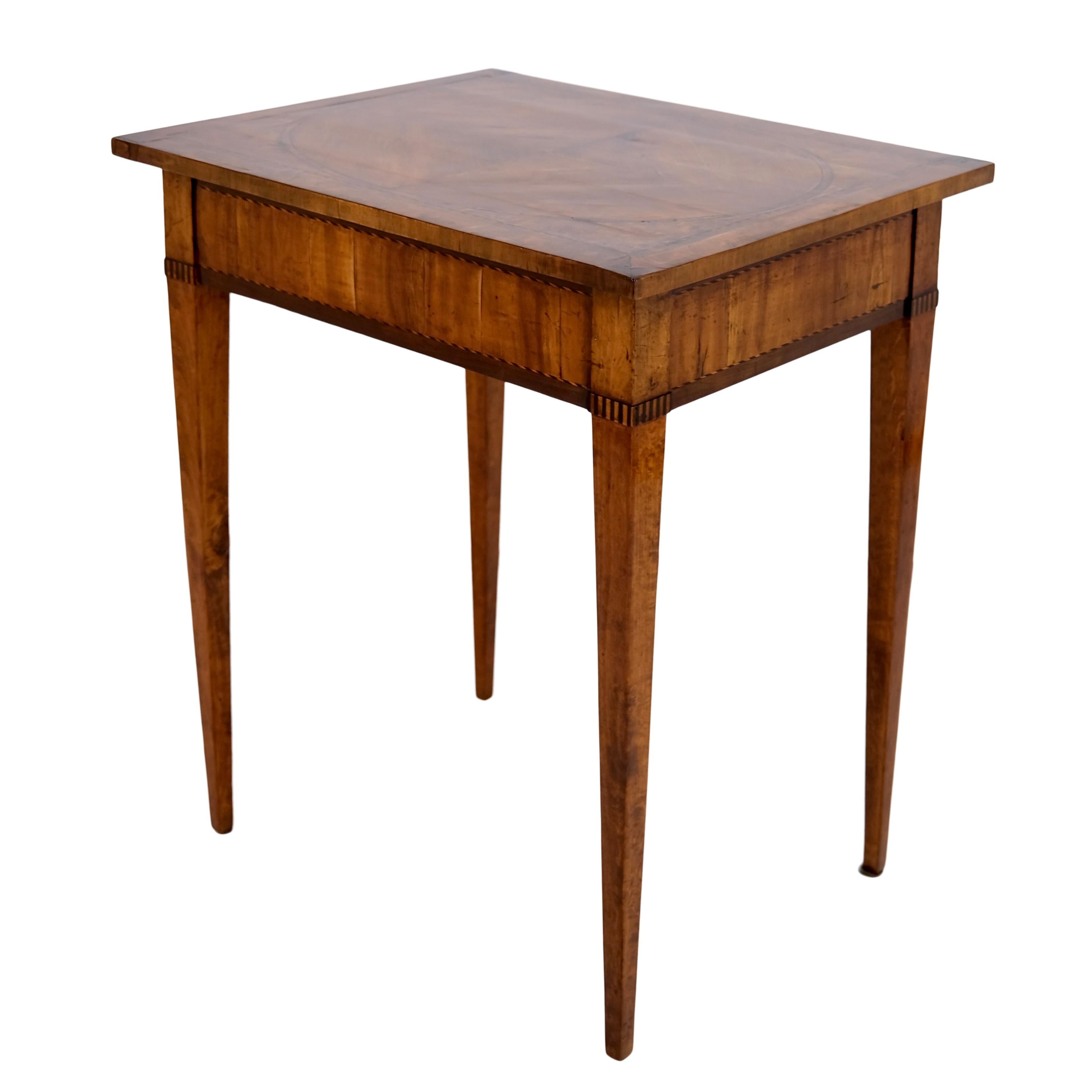 French Handpolished 1780s Louis Seize XVI Side Table in Cherry Wood For Sale