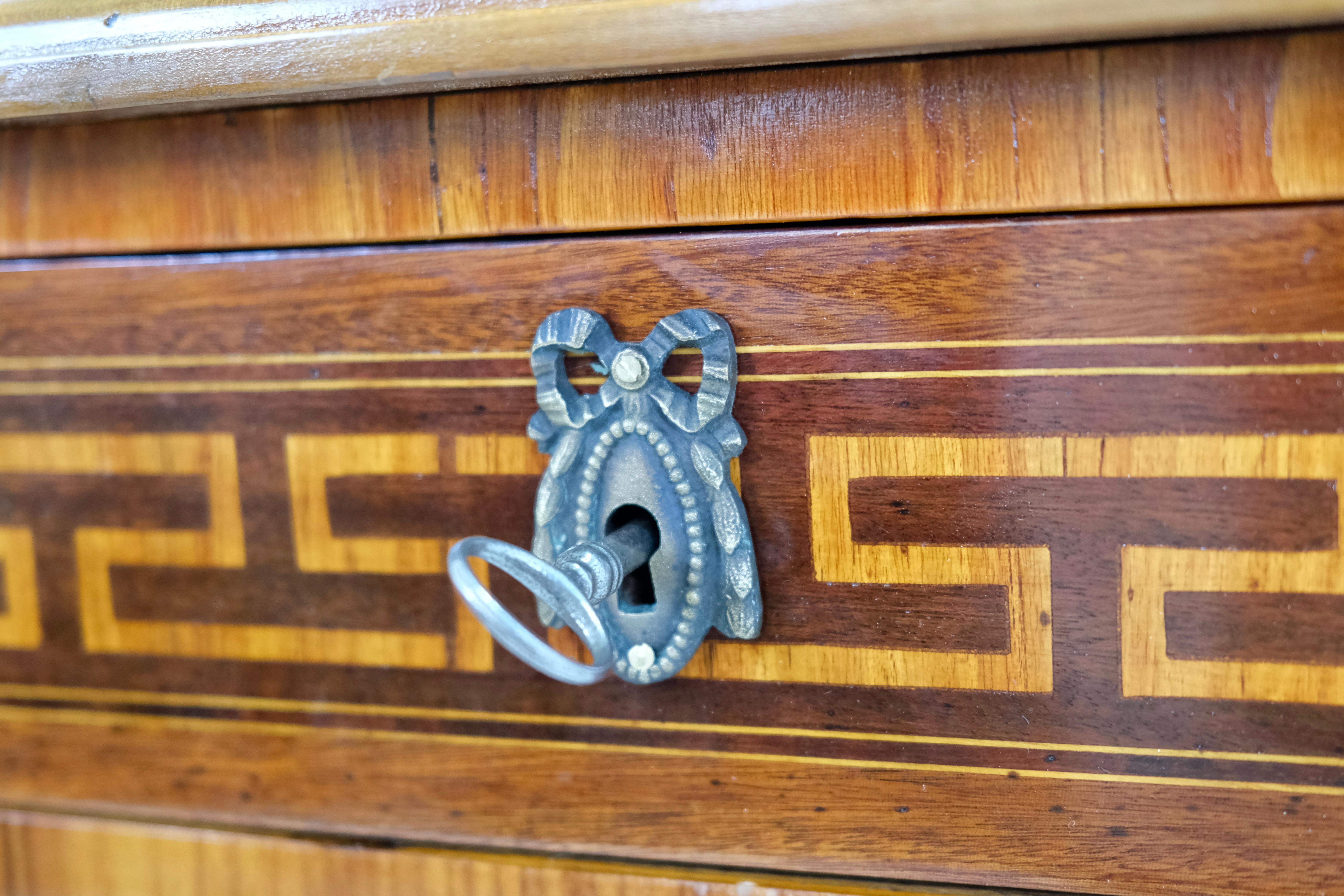 Handpolished 1830s Louis Seize XVI Desk with Green Leather Tabletop 2