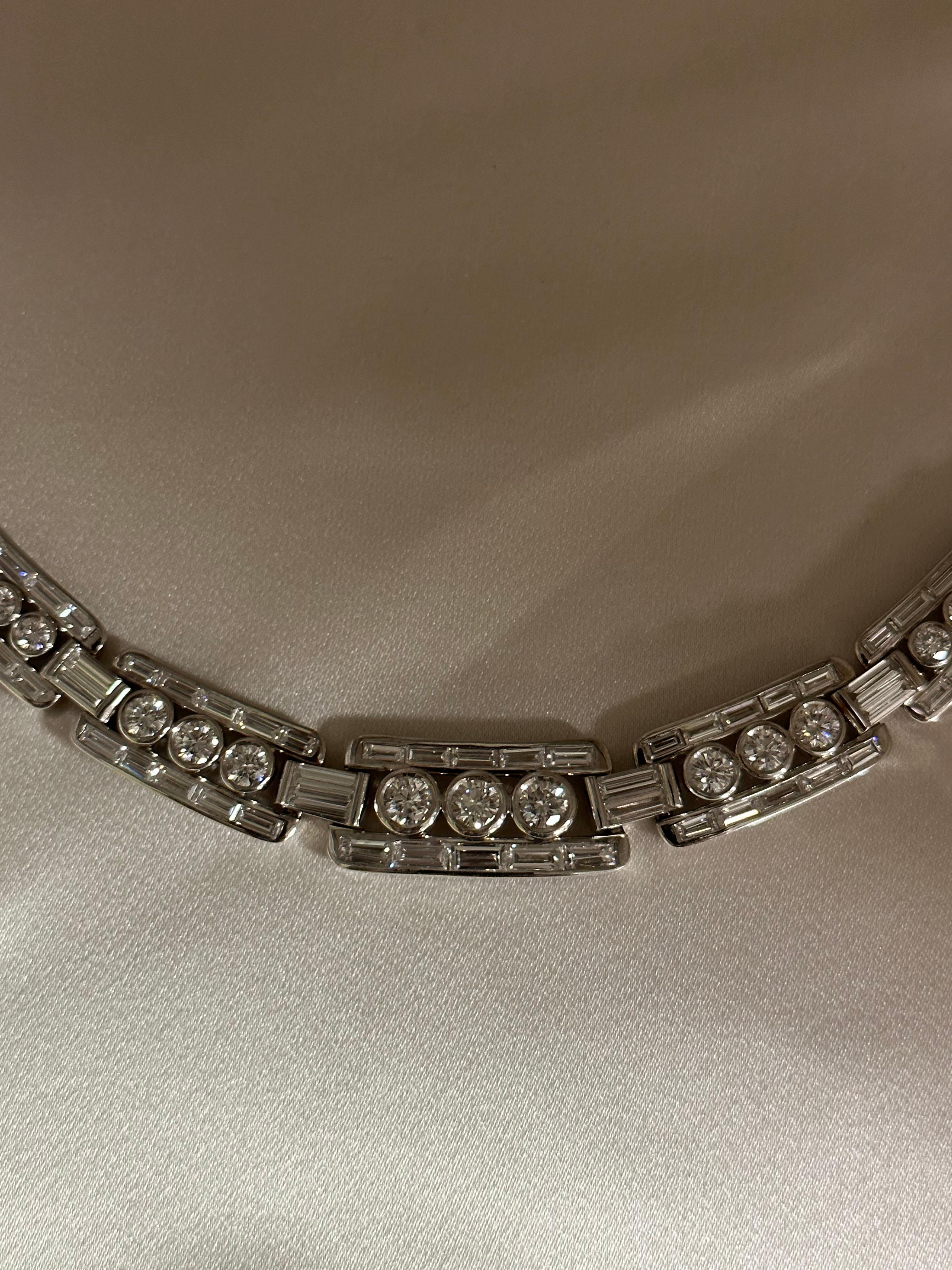 Handgefertigte 24,13 Karat Diamant-Halskette mit Baguette- und Brillantschliff aus 18 Kt im Angebot 3