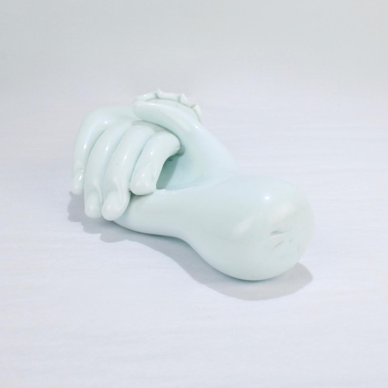 Mid-Century Modern Handshake, a Post-War Lattimo Art Glass Sculpture by Fulvio Bianconi for Venini For Sale