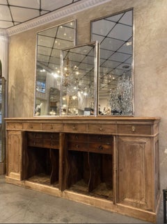 Magnifique buffet / commode des années 1840 - French Monastary