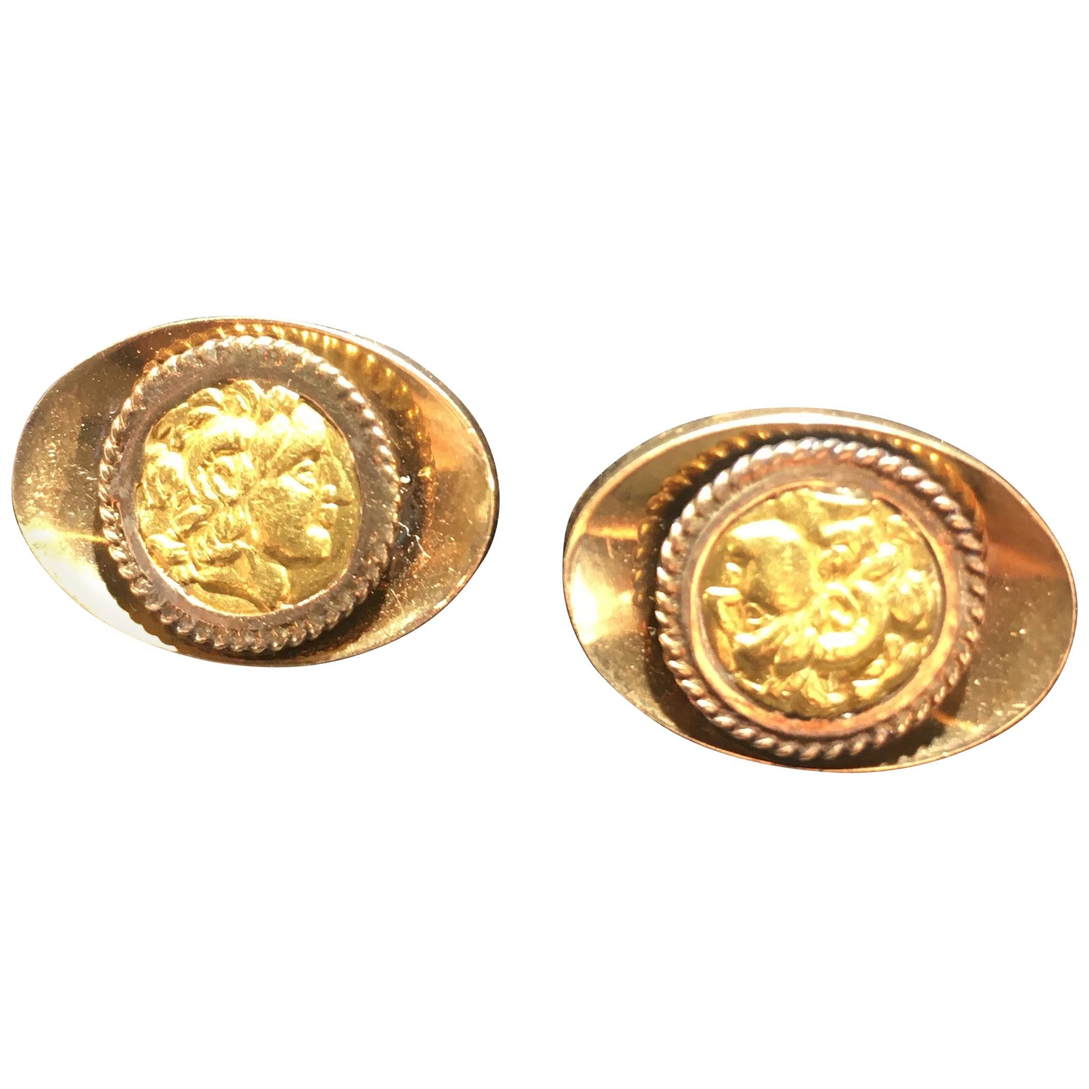 Magnifiques boutons de manchette en or 18 carats avec inserts de style pièce de monnaie grecque.