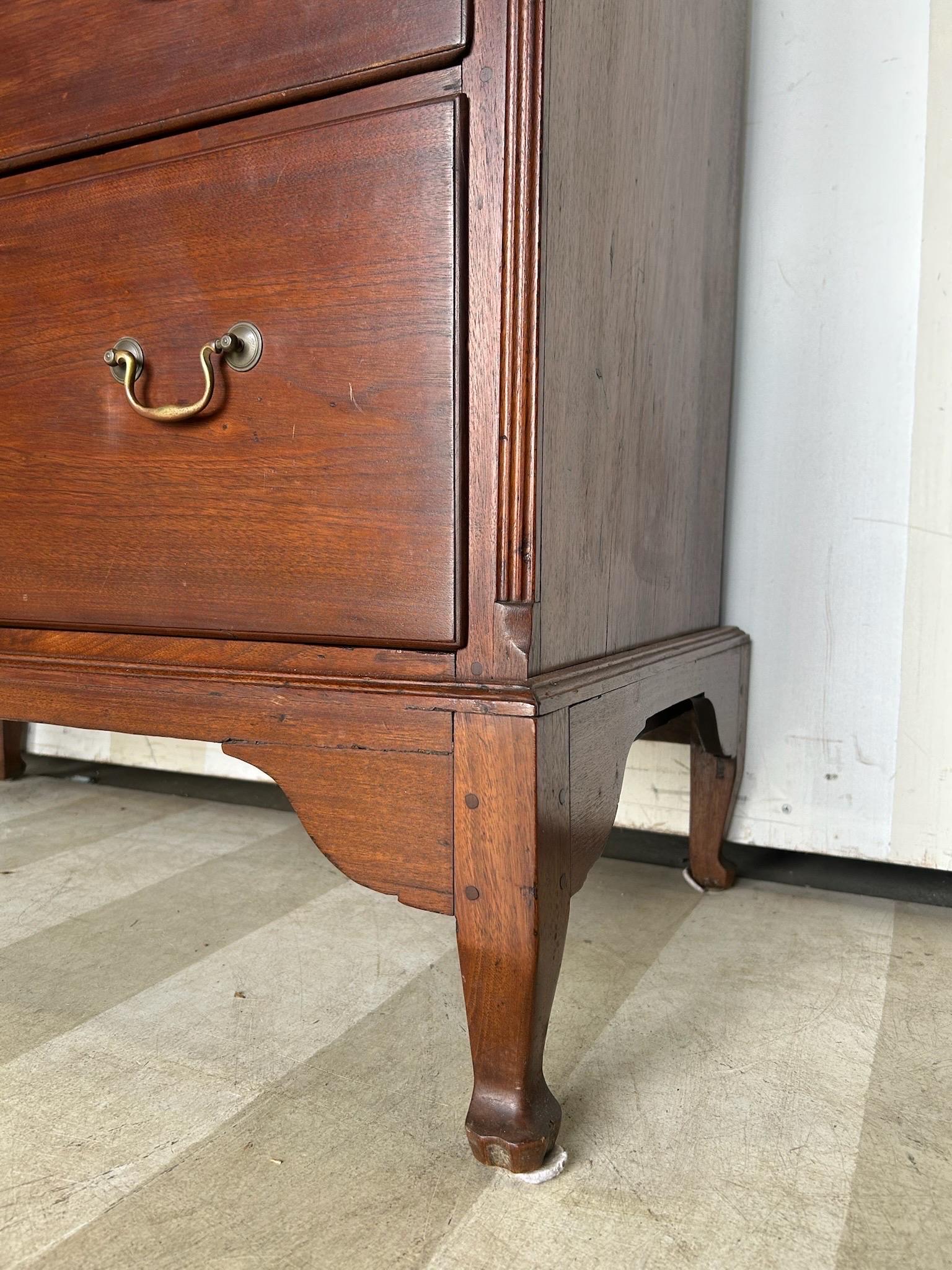 XIXe siècle Magnifique coffre en noyer de Caroline du Nord du 19e siècle, comté de Rowan en vente