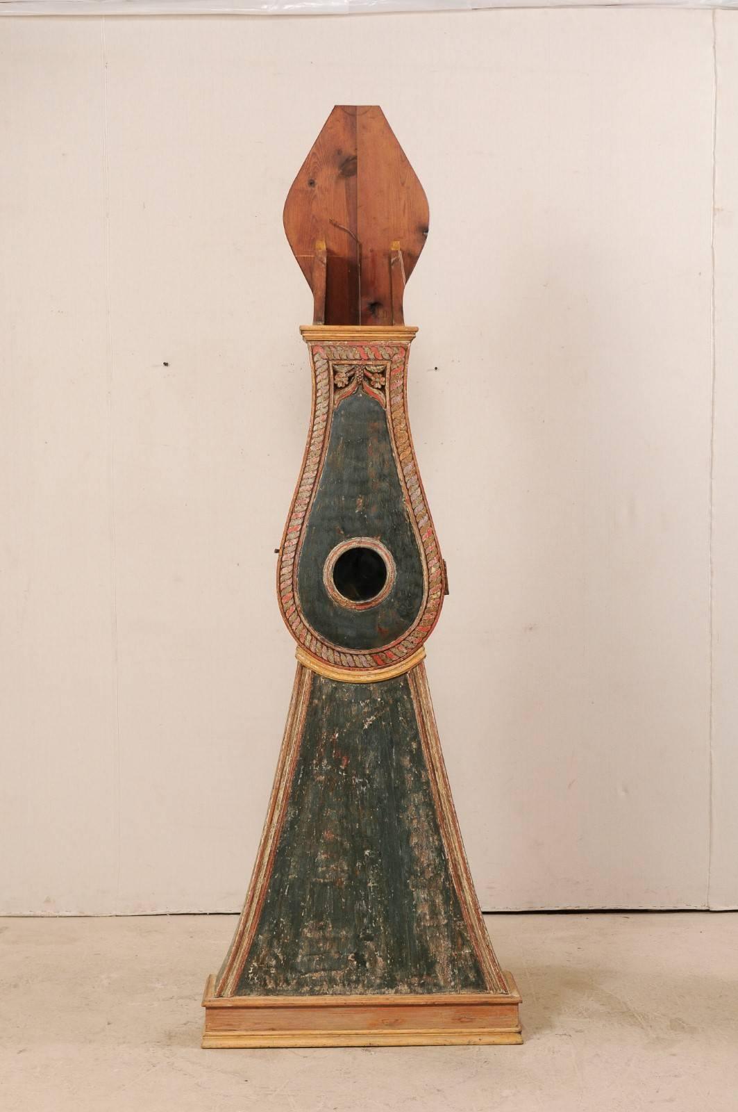 Handsome 19th Century Painted Wood Northern Sweden Floor Clock, circa 1820s 1