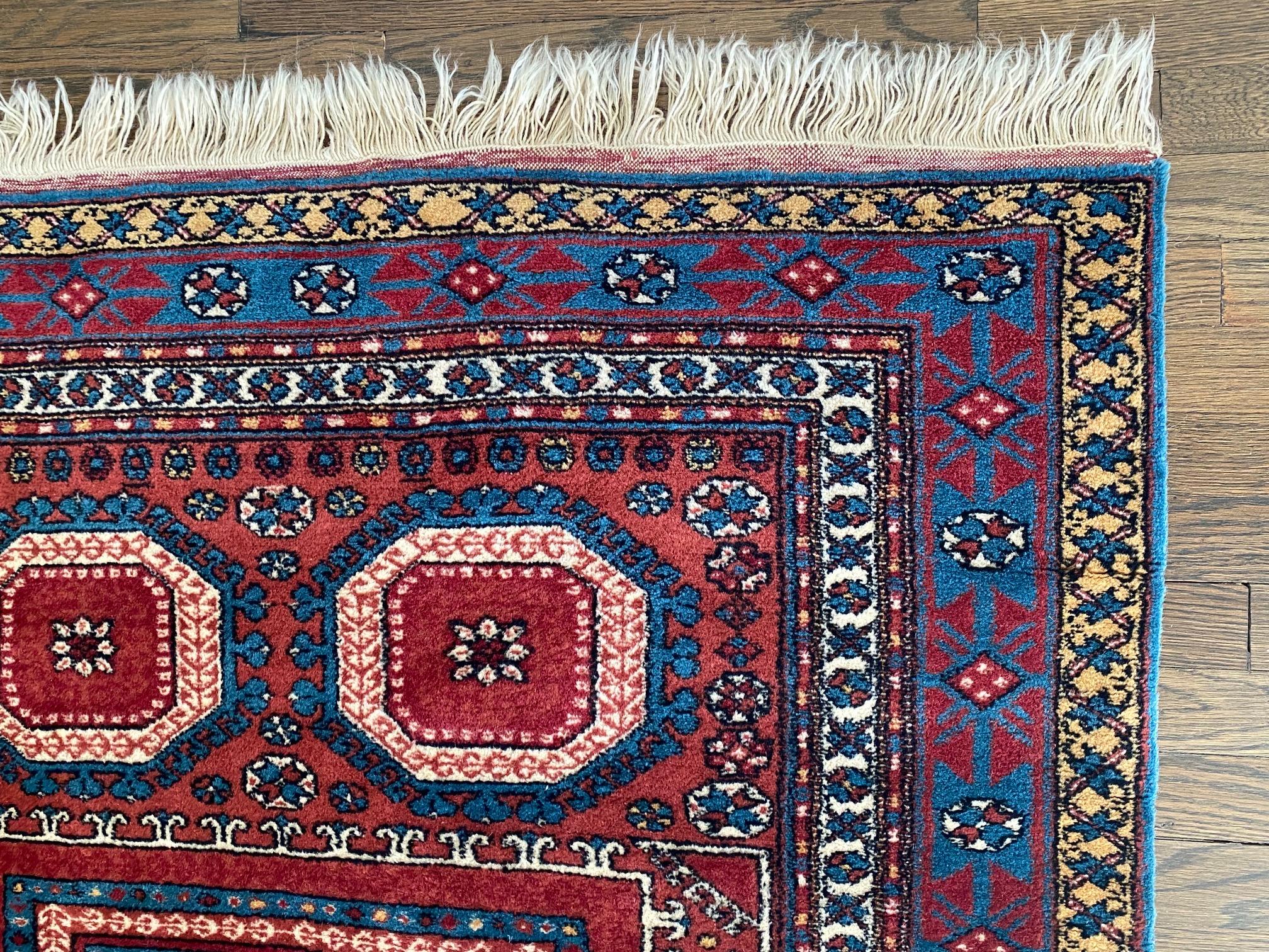 Handsome 5' x 4' Turkish Wool Area Rug For Sale 7