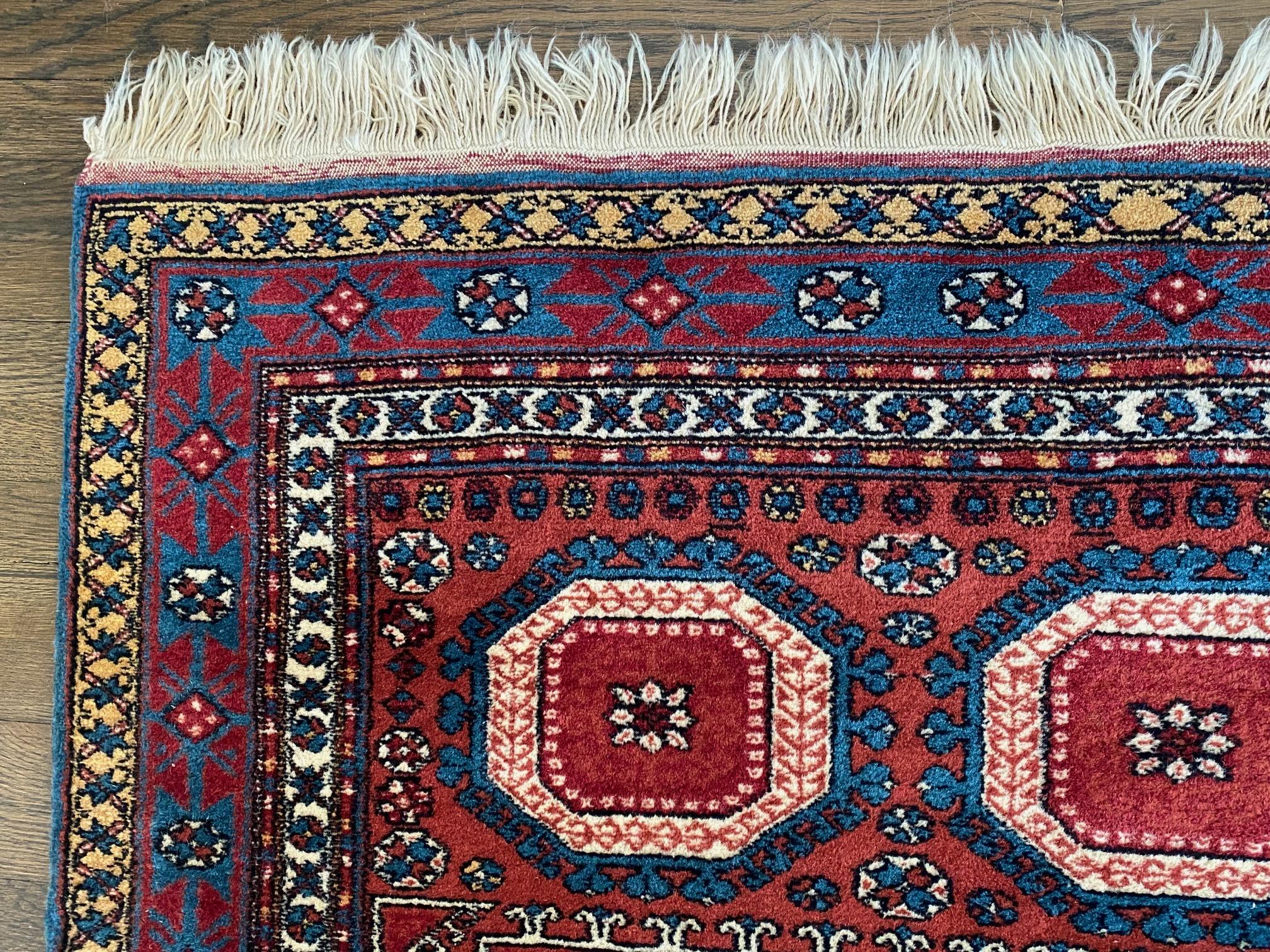 Handsome 5' x 4' Turkish Wool Area Rug For Sale 4