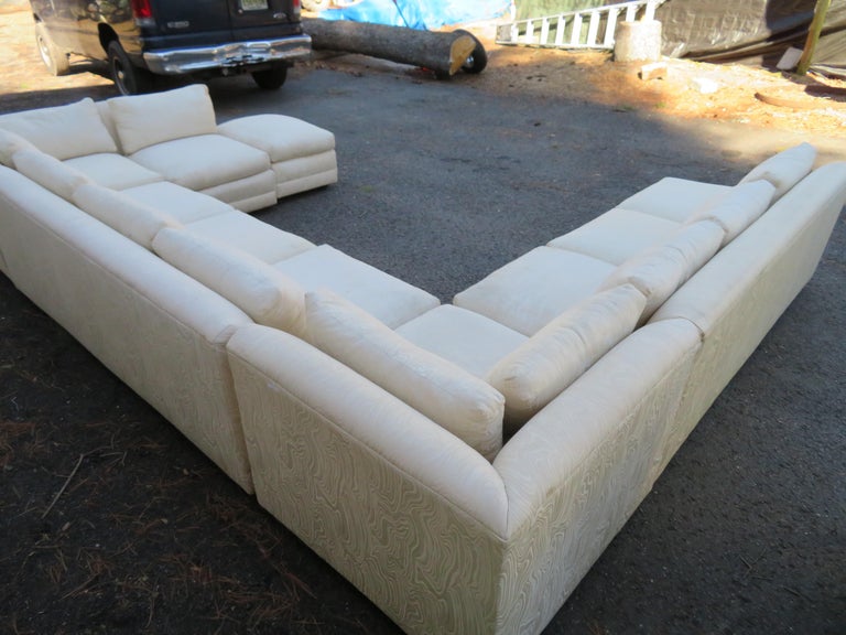 Handsome 6 Piece Milo Baughman Directional Sectional Sofa Mid-Century Modern For Sale 4