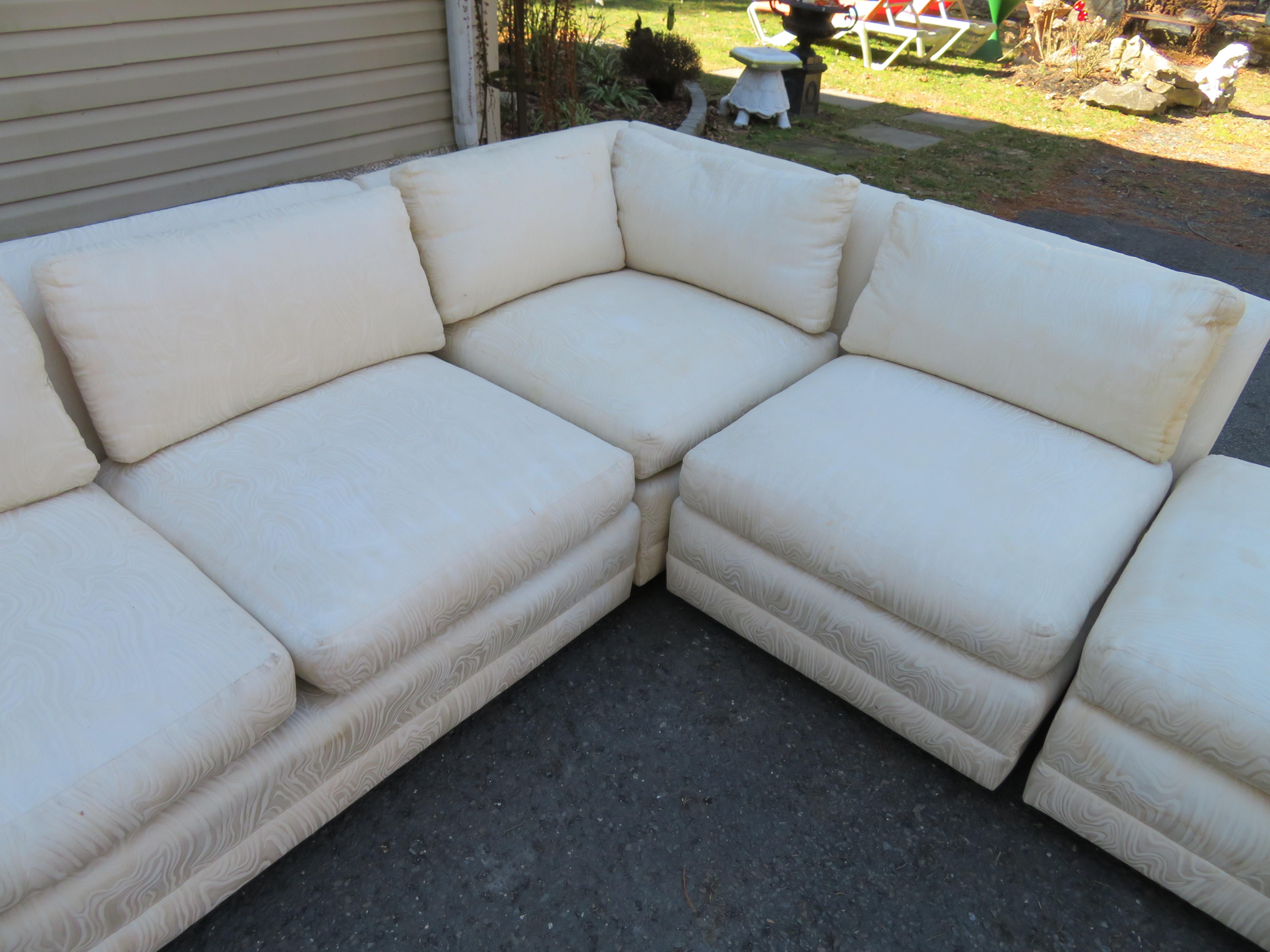 Late 20th Century Handsome 6 Piece Milo Baughman Directional Sectional Sofa Mid-Century Modern