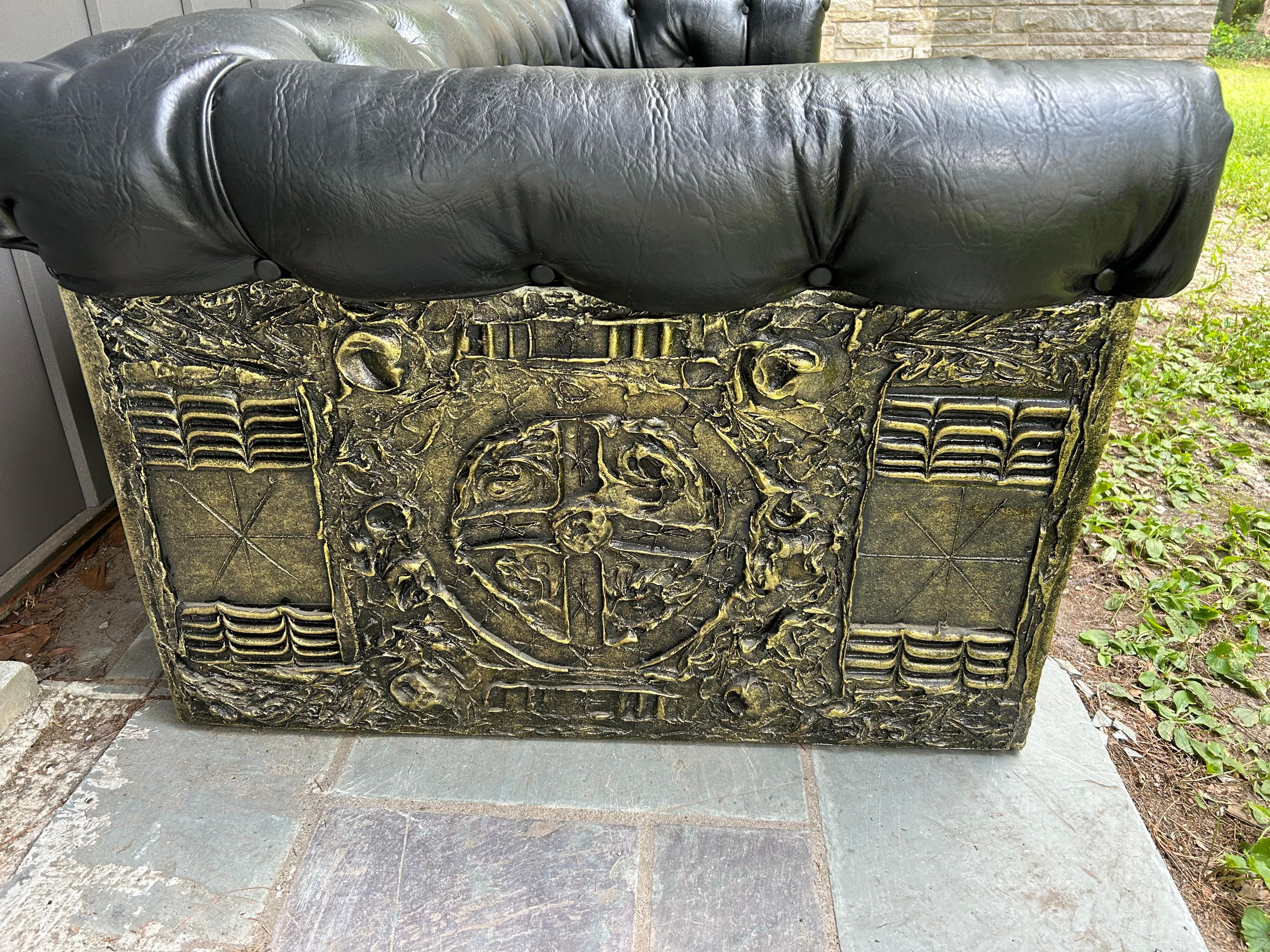 Handsome Adrian Pearsall Brutalist Goop Sofa Tufted Chesterfield Mid-Century Mod In Good Condition For Sale In Pemberton, NJ